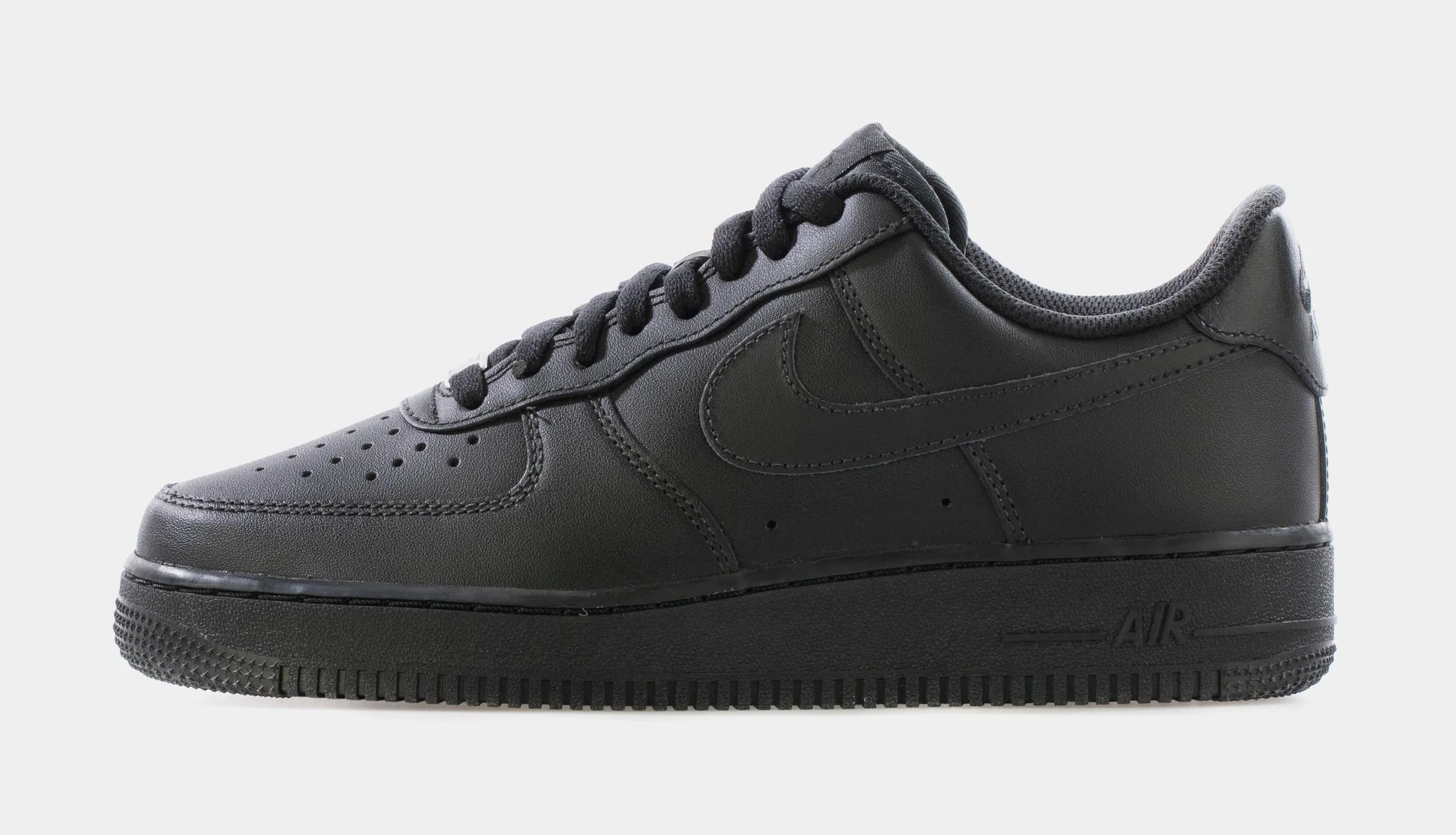 Air Force 1 07 LE Mens Lifestyle Shoe (Black) Nike Max 95 versions