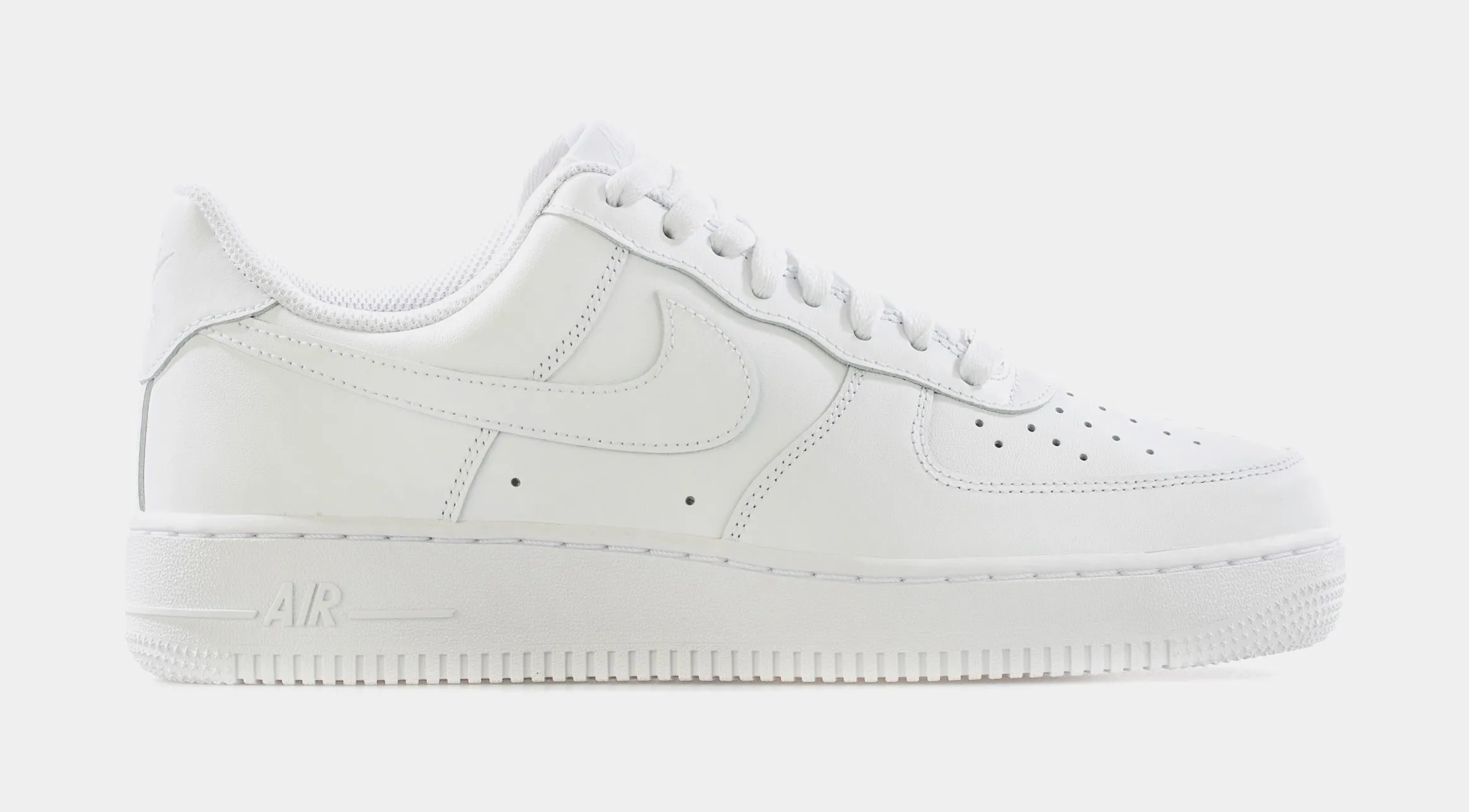 Air Force 1 07 LE Mens Lifestyle Shoes (White) nike air force 1 timeless streetwear shoes