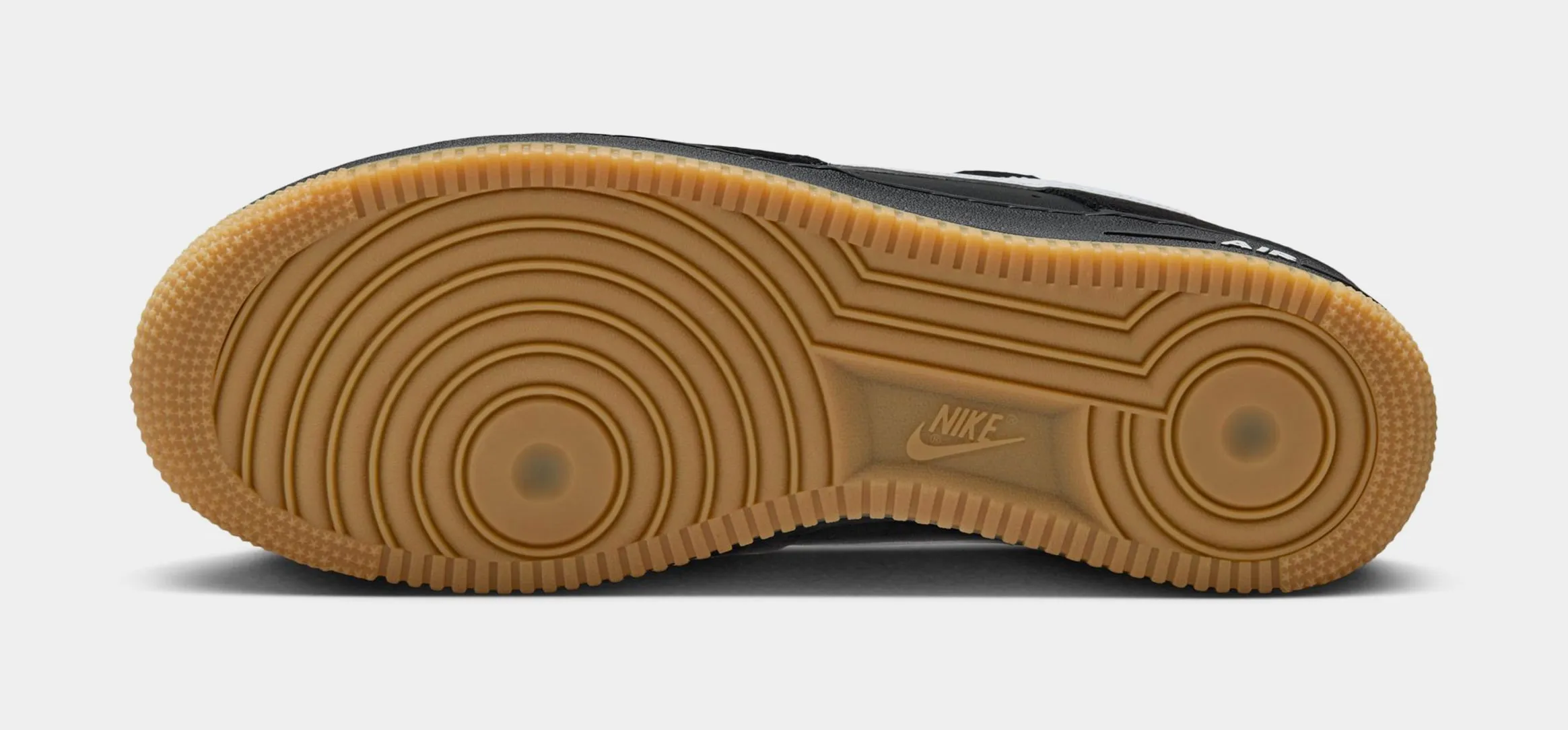 Air Force 1 '07 LV8 Mens Lifestyle Shoes (Black/Gum Light Brown/White) Nike Max 95 versions