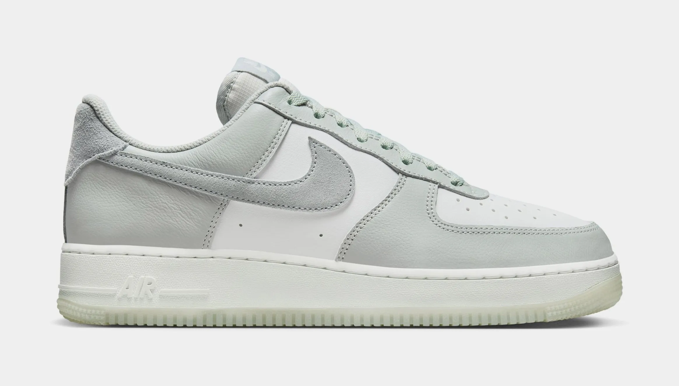 Air Force 1 '07 LV8 Mens Lifestyle Shoes (Light Grey/White) nike air force 1 timeless streetwear shoes