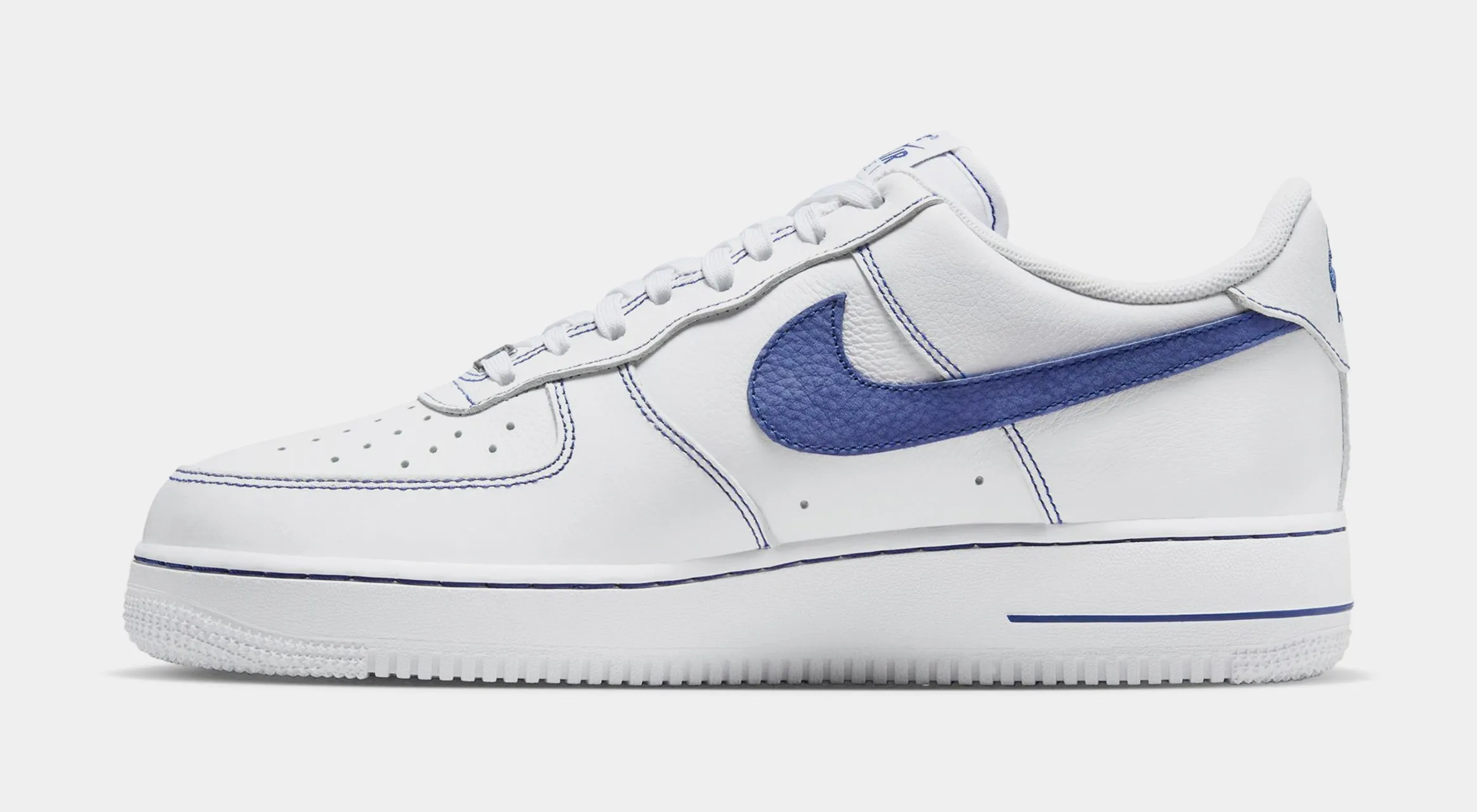 Air Force 1 '07 LV8 Mens Lifestyle Shoes (White/Deep Royal Blue) Nike Max 95 versions