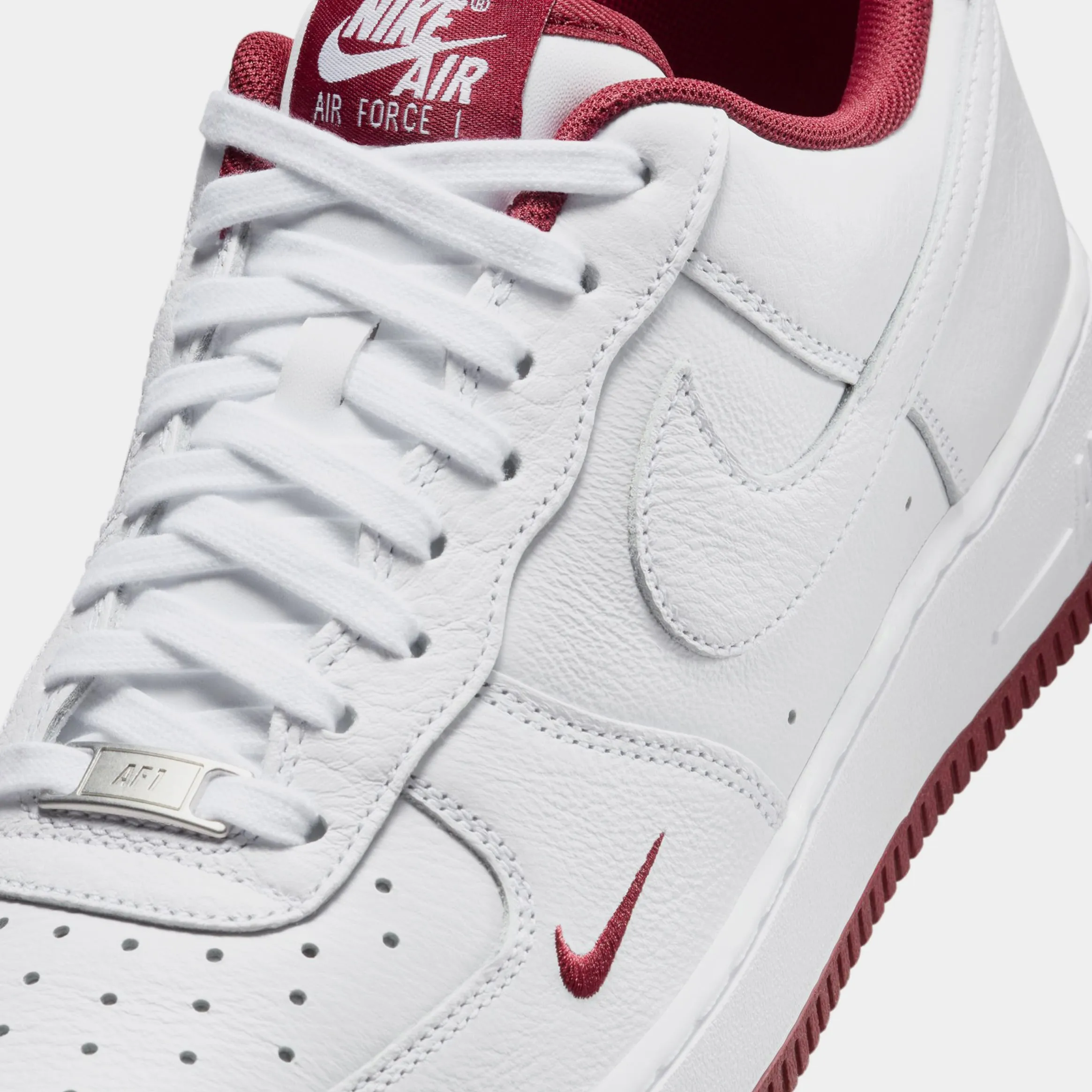 Air Force 1 '07 LV8 Mens Lifestyle Shoes (White/Team Red) Nike Max 95 versions