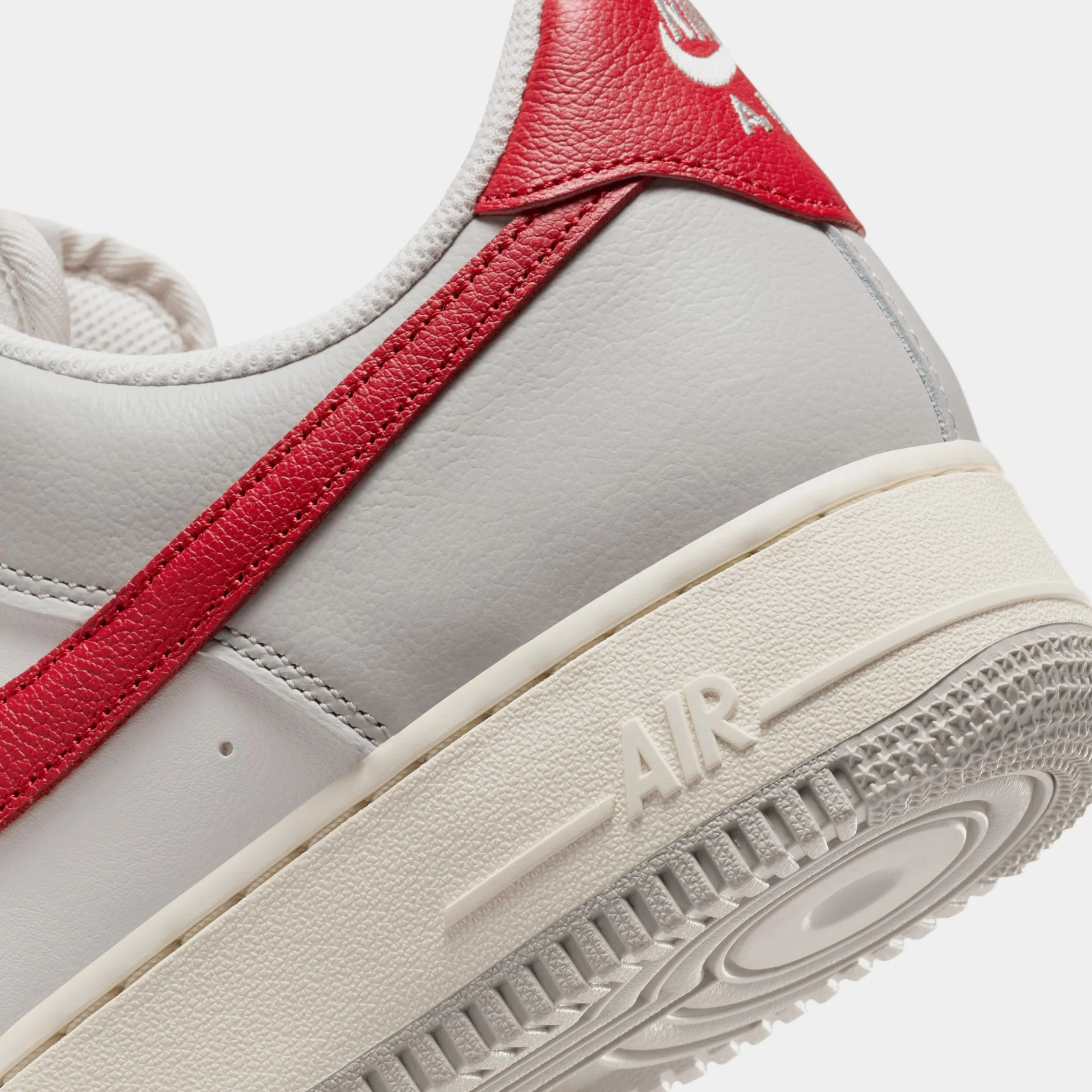 Air Force 1 '07 LV8 Red Toe Mens Basketball Shoes (Gym Red/Pale Ivory/Phantom/Iron Ore) Nike Max 95 versions