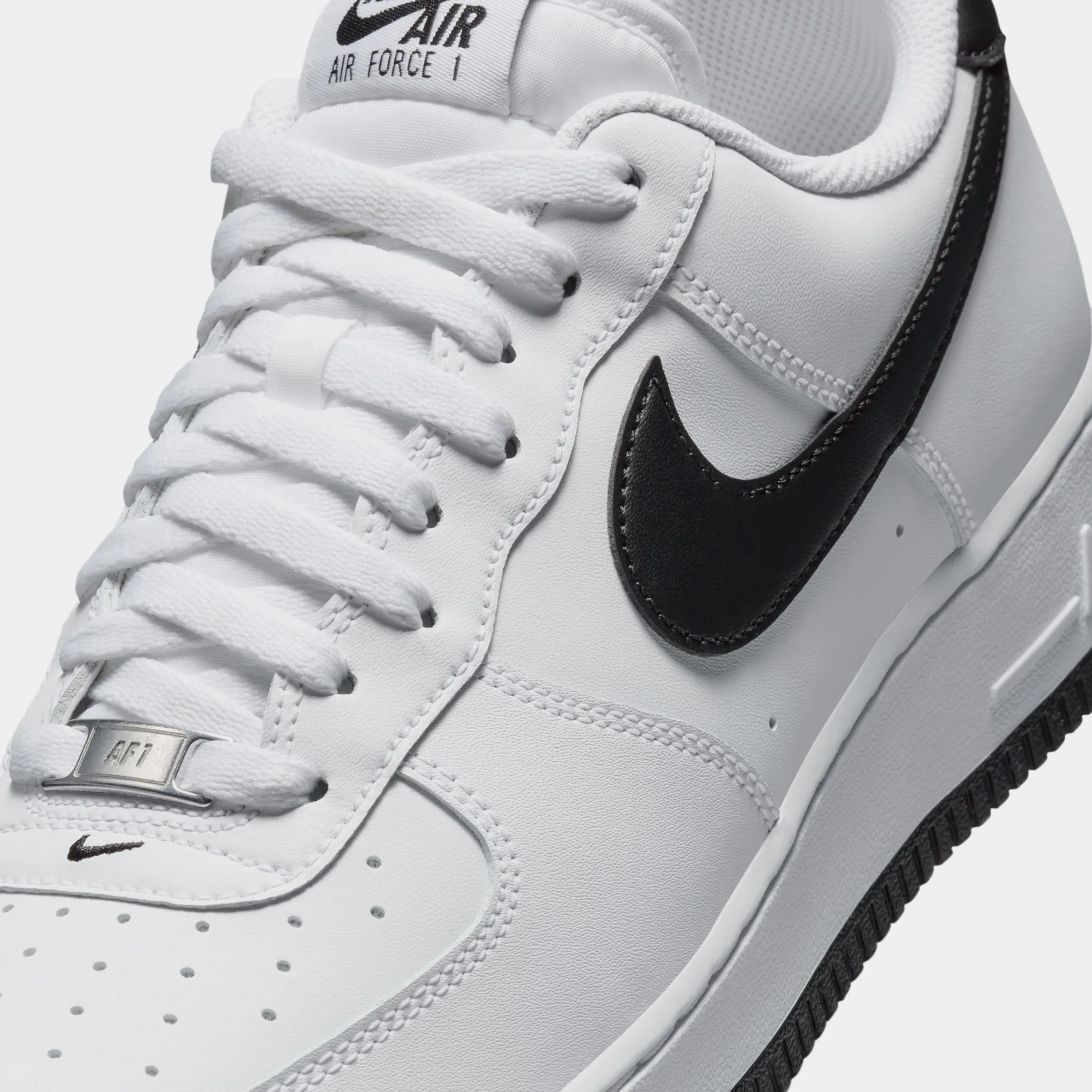 Air Force 1 '07 Mens Basketball Shoes (White/White/Black) Nike Max 95 versions