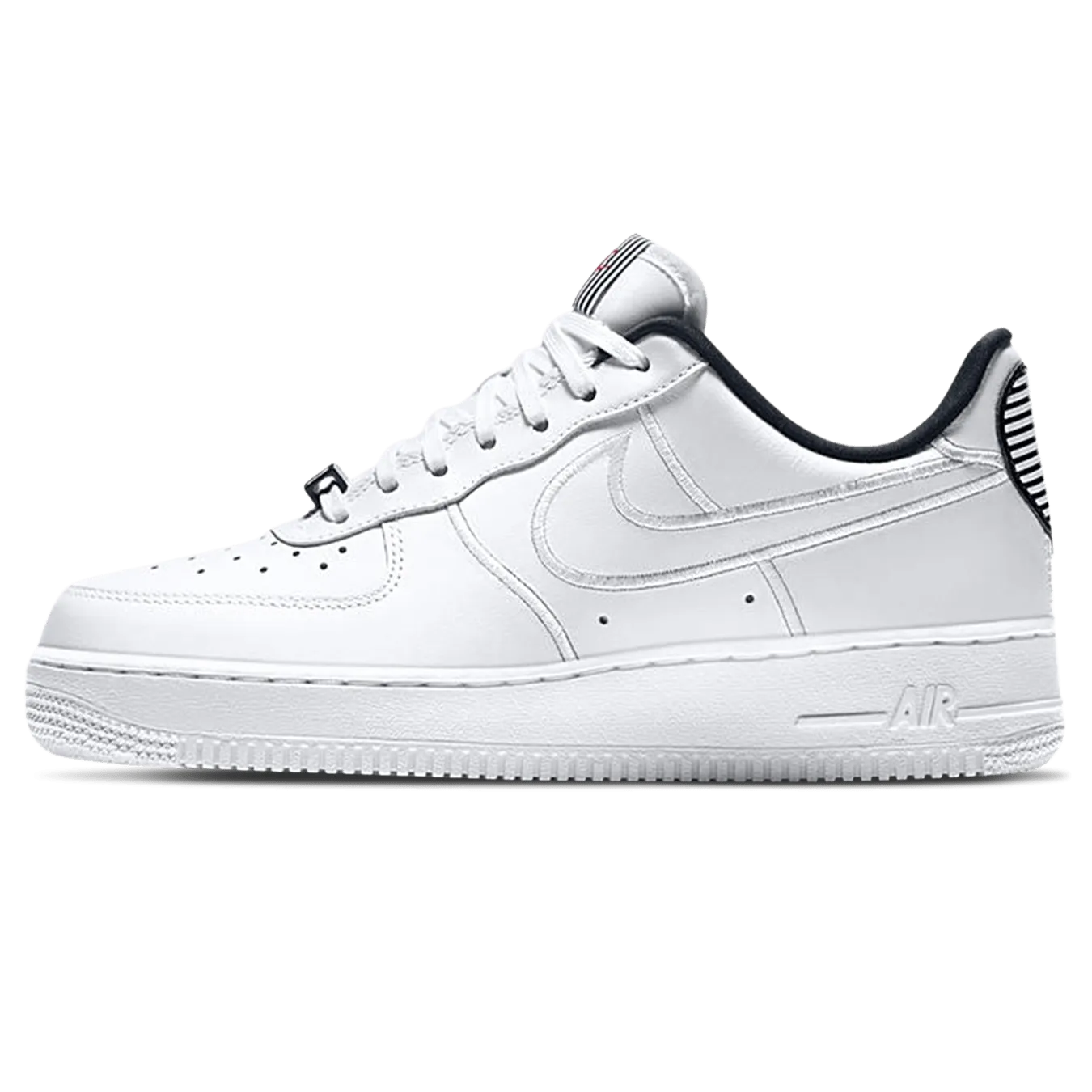 Air Force 1 07 SE LX Wmns 'Broken Hearted' Nike Air Force 1 timeless sneakers for any outfit