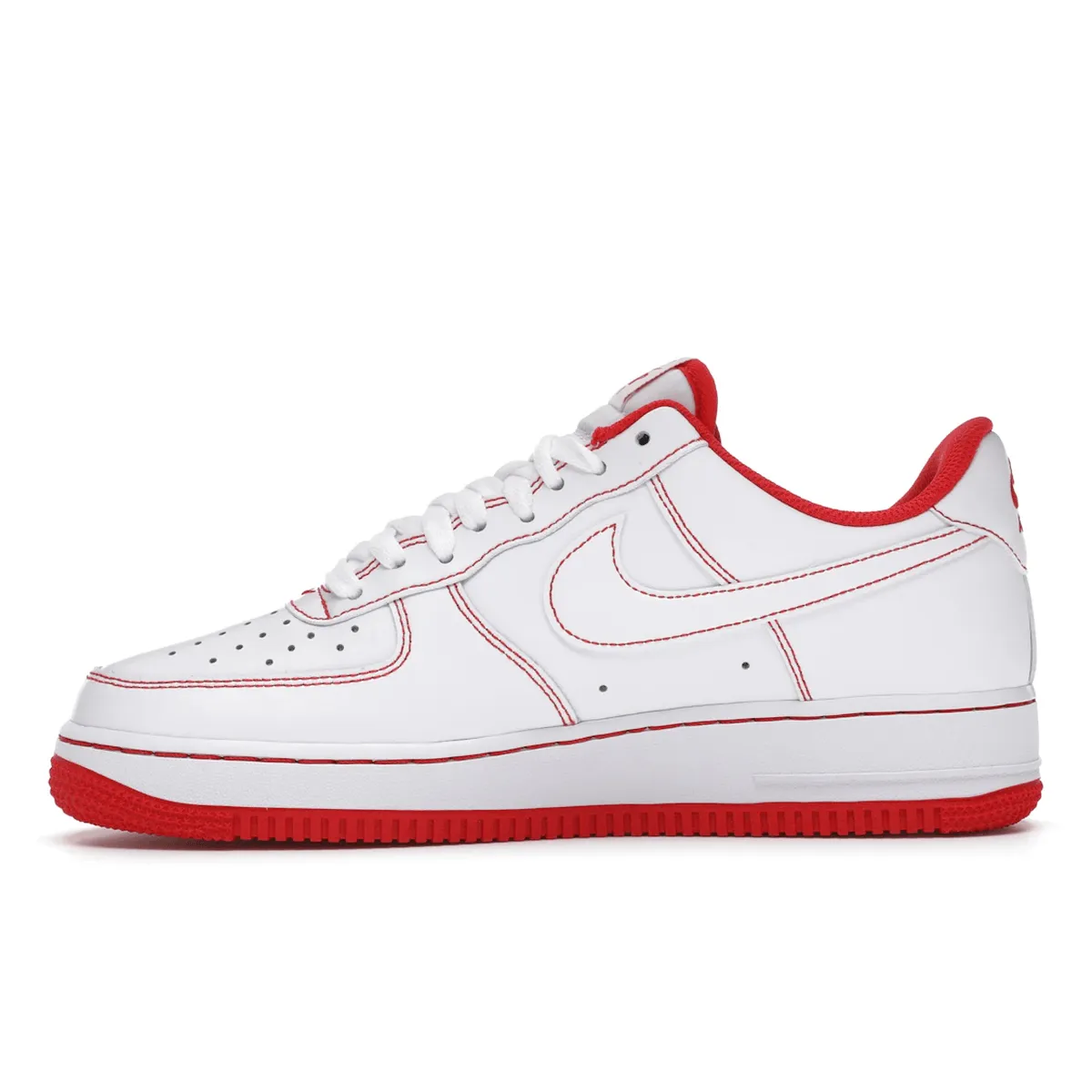 Air Force 1 07 White University Red Nike Air Force 1 classic shoes