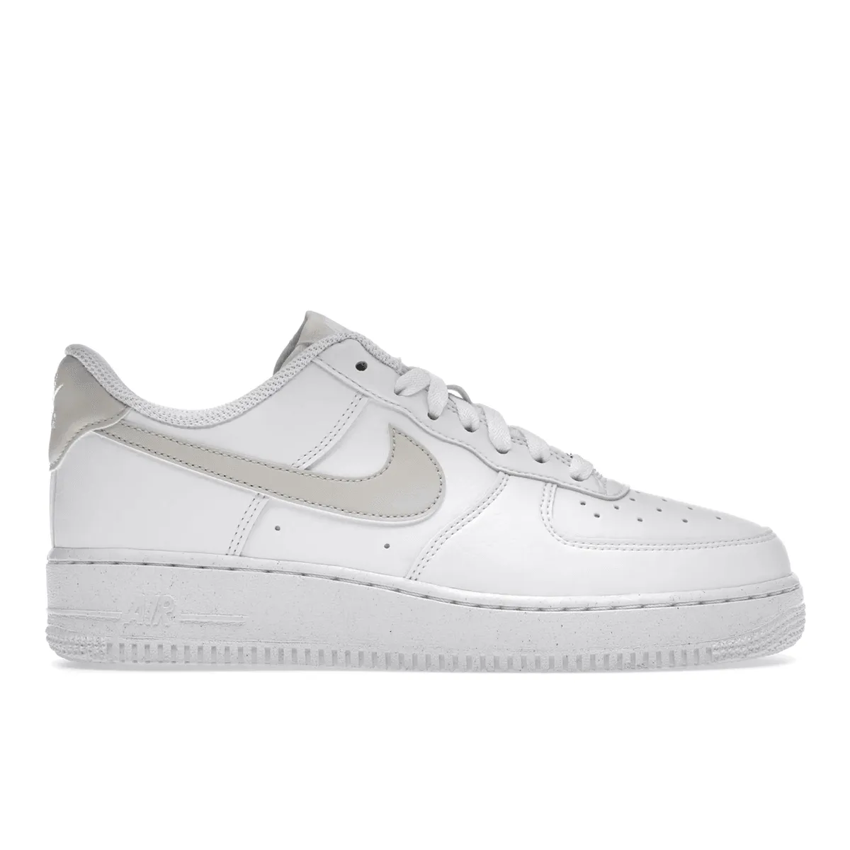 Air Force 1 Light Orewood Brown Nike Air Force 1 heritage shoes for everyday wear