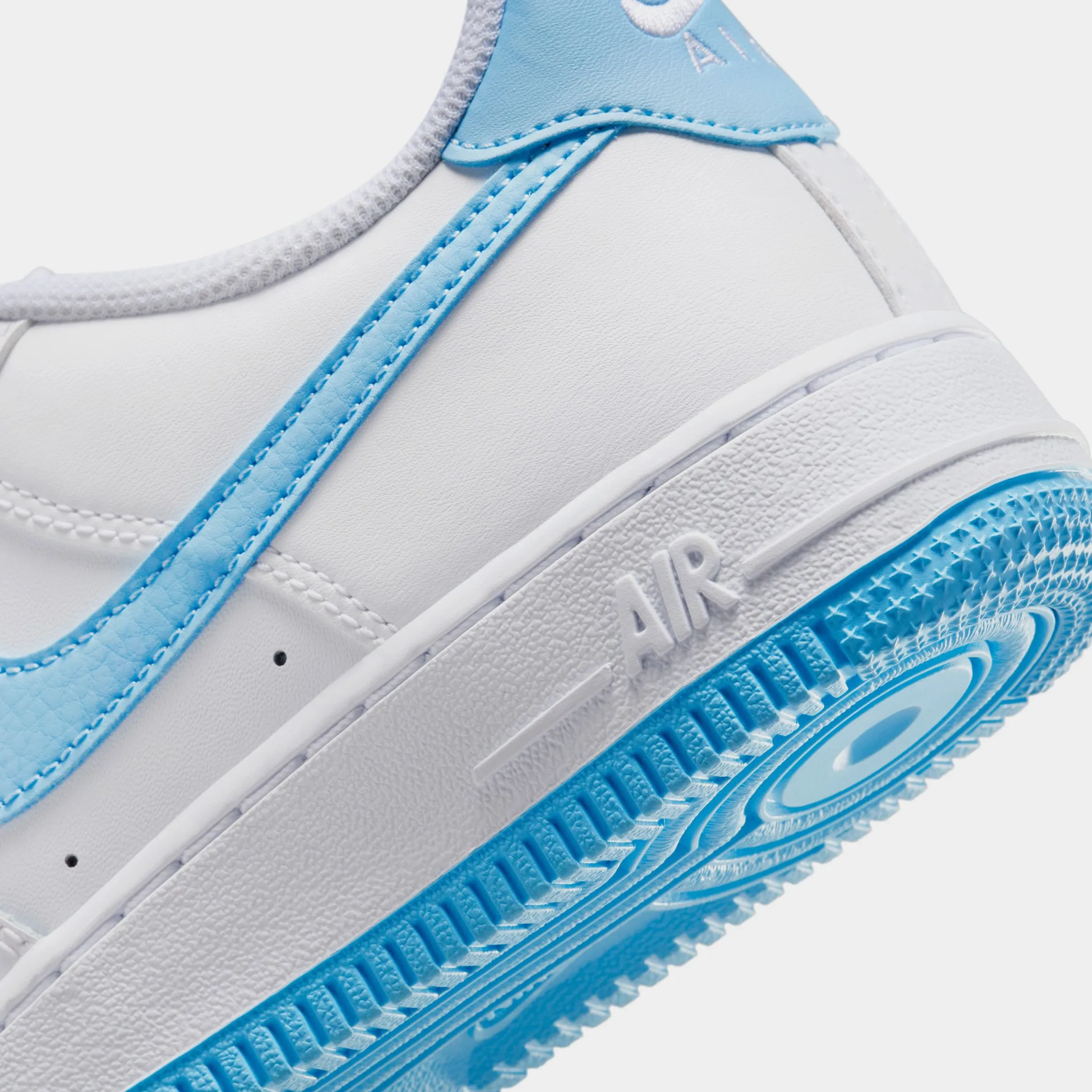 Air Force 1 LV8 Grade School Lifestyle Shoes (White/Blue) Nike Max 95 versions