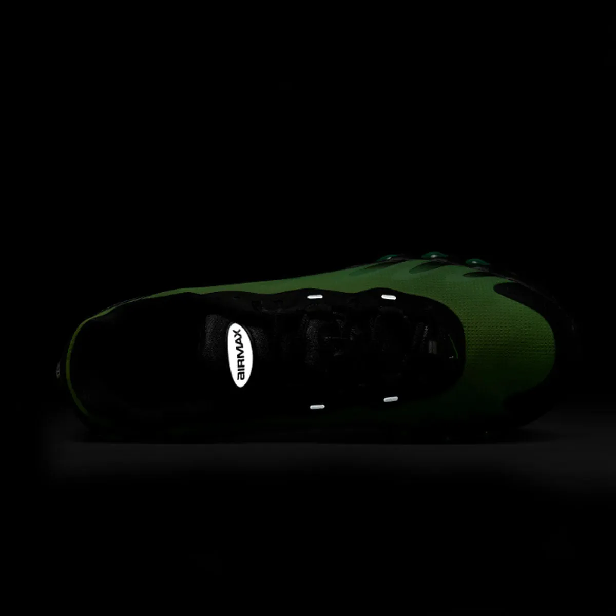 Air Max DN8 'Green Strike'