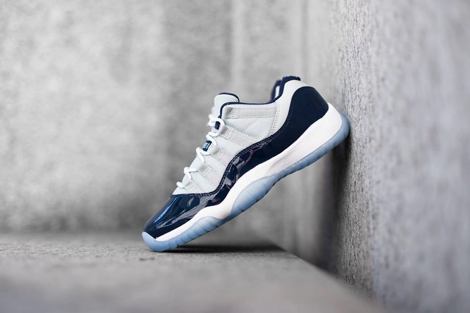 Air Jordan 11 Retro Low 'Grey Mist' Bold classic sport shoes