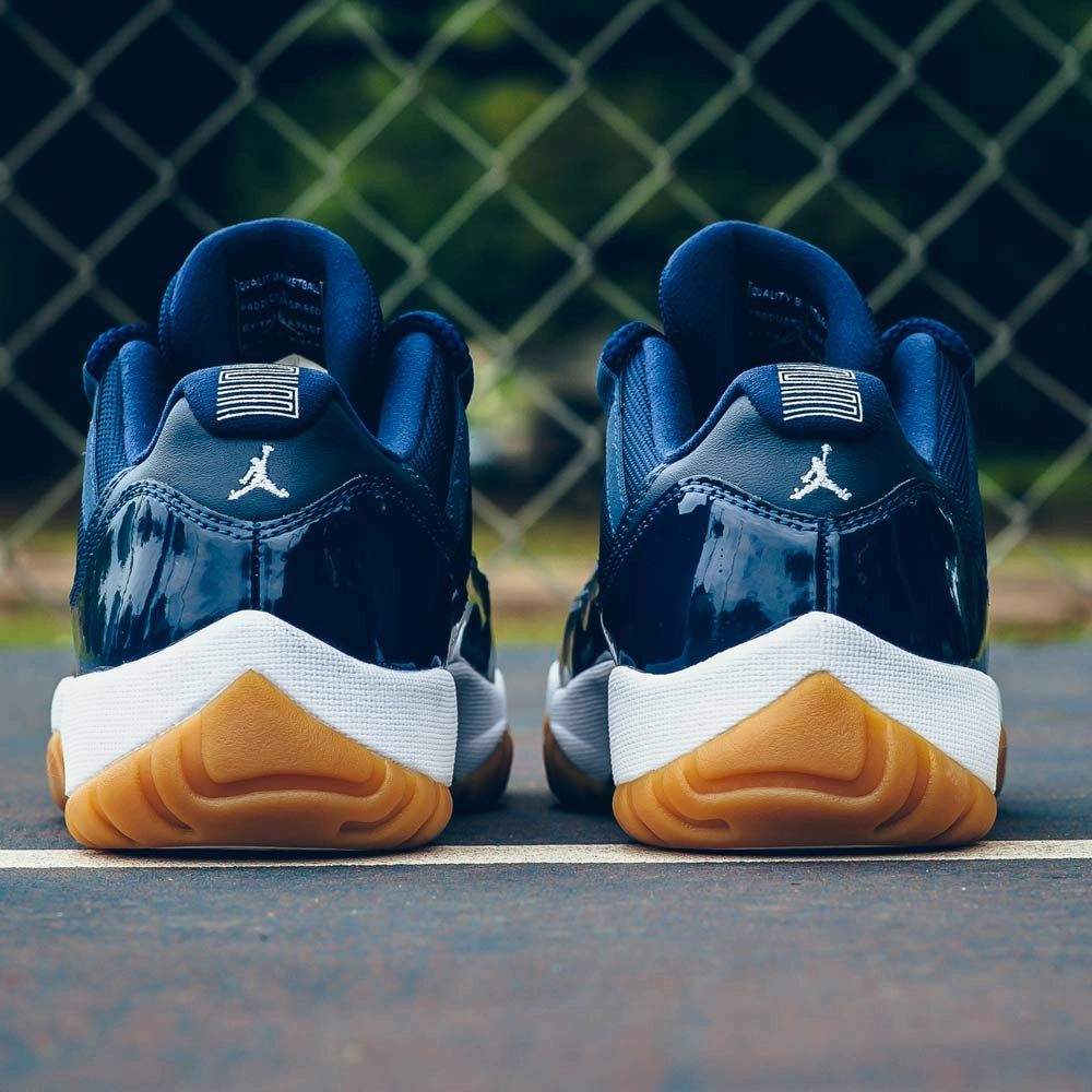 Air Jordan 11 Retro Low Midnight Navy Bold classic sport shoes