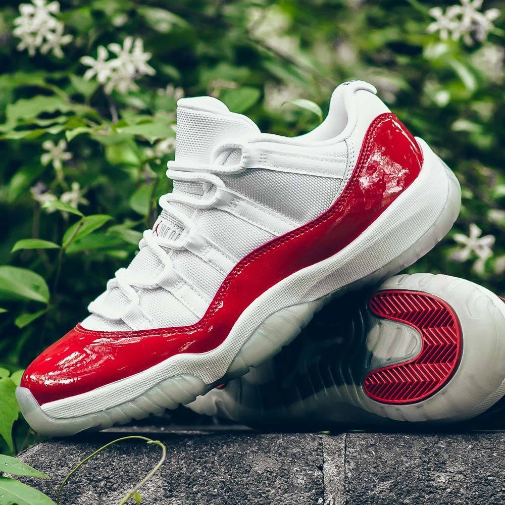 Air Jordan 11 Retro Low Varsity Red Bold classic sport shoes