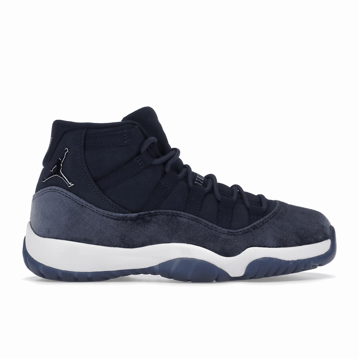 Air Jordan 11 Retro Midnight Navy Air Jordan 11 patent leather sneakers