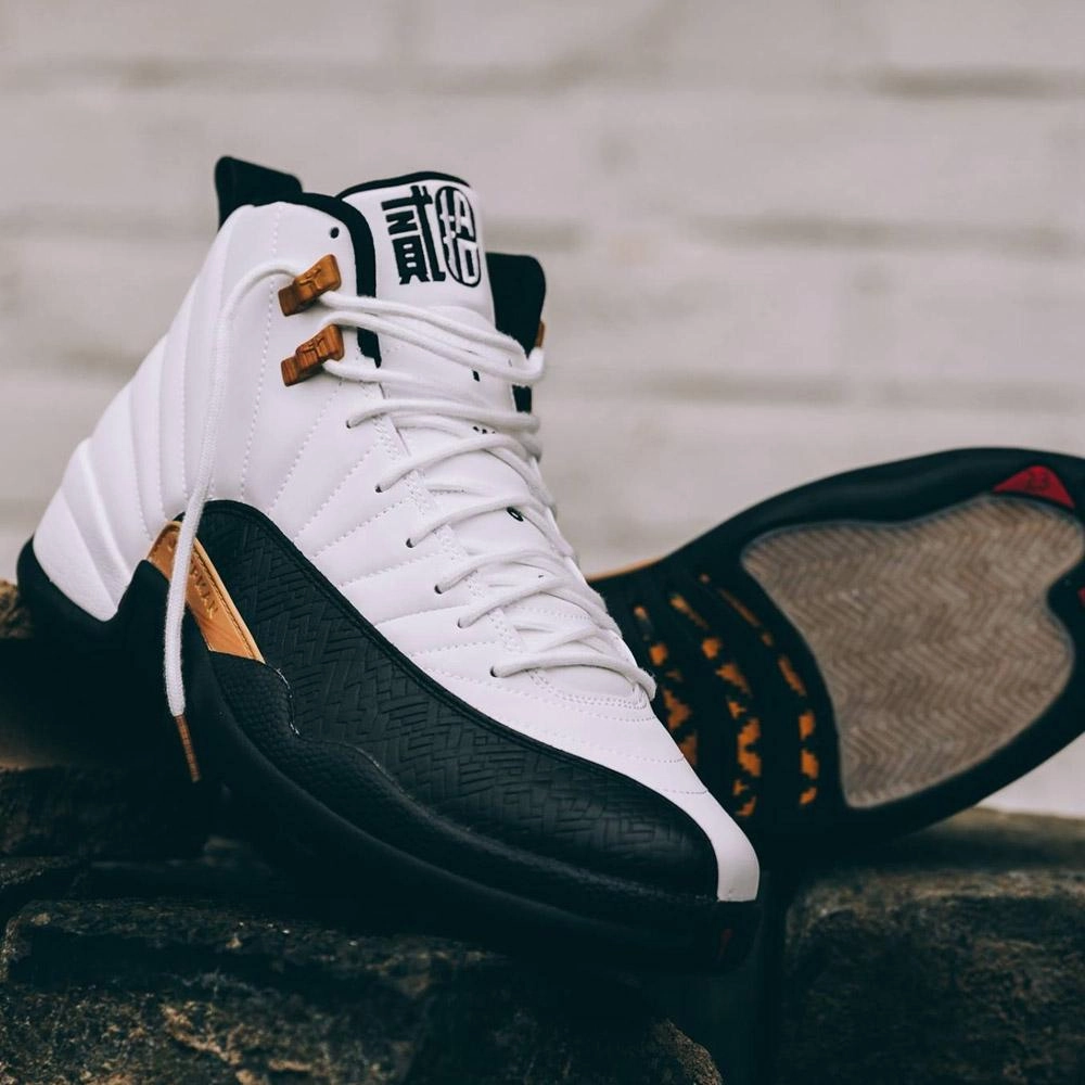 Air Jordan 12 Retro CNY  Chinese New Year 2017 Iconic mid-cut heritage shoes