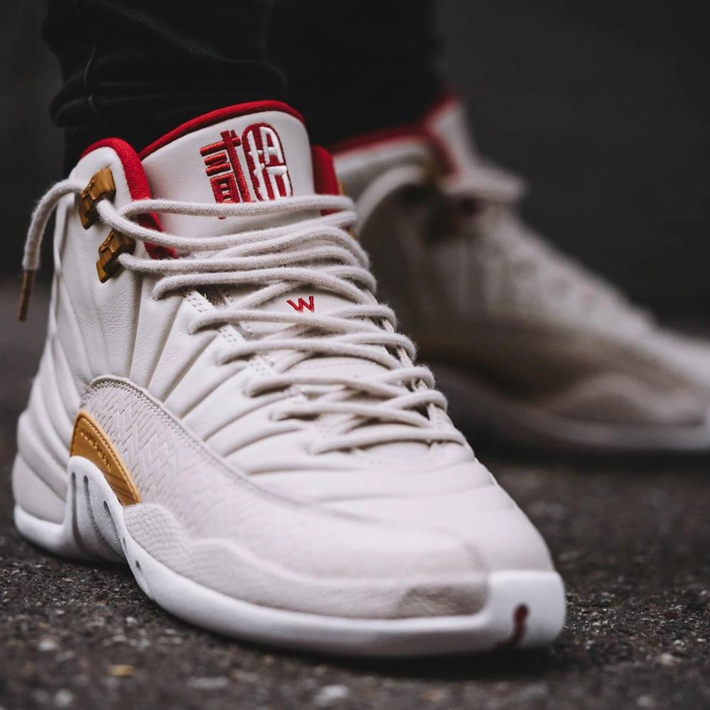 Air Jordan 12 Retro CNY GS Chinese New Year 2017 Iconic mid-cut heritage shoes