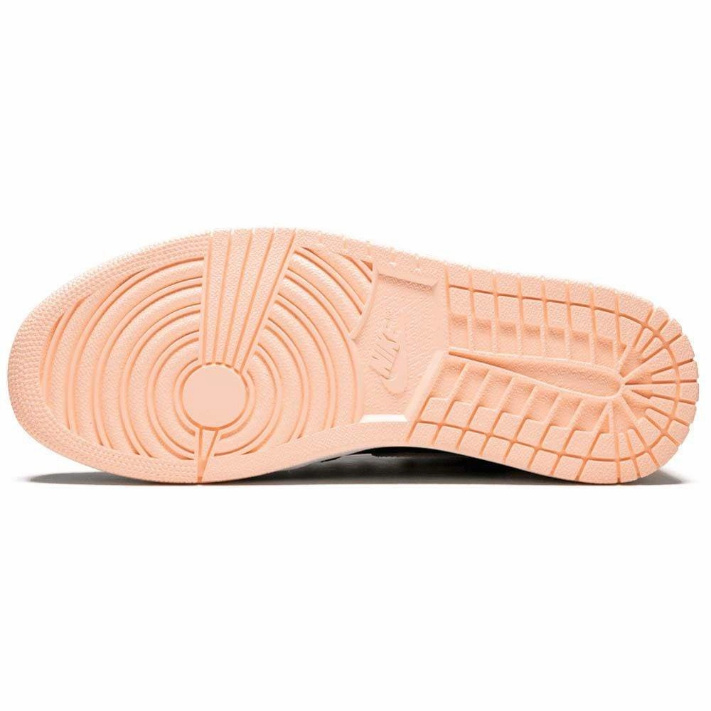 Air Jordan 1 Crimson Tint Air Jordan 1 High OG shoes