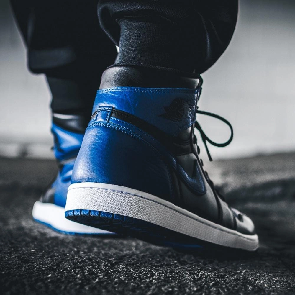 Air Jordan 1 GS Retro High OG Royal Air Jordan 1 High OG shoes