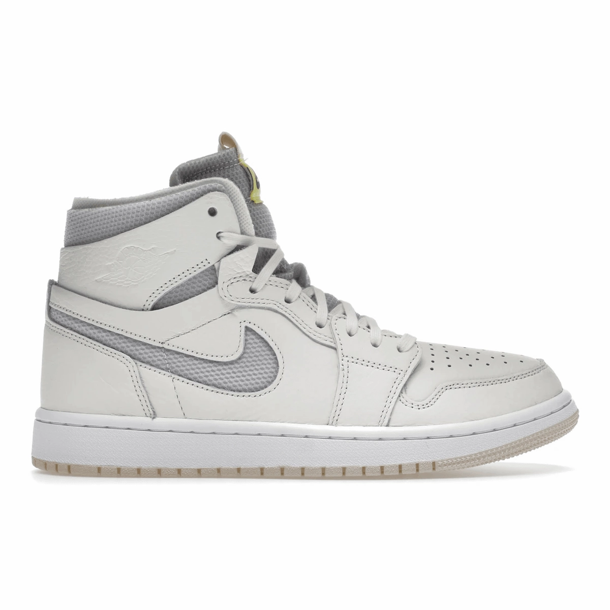 Air Jordan 1 High Zoom CMFT Pearl White Air Jordan 1 High OG basketball sneakers