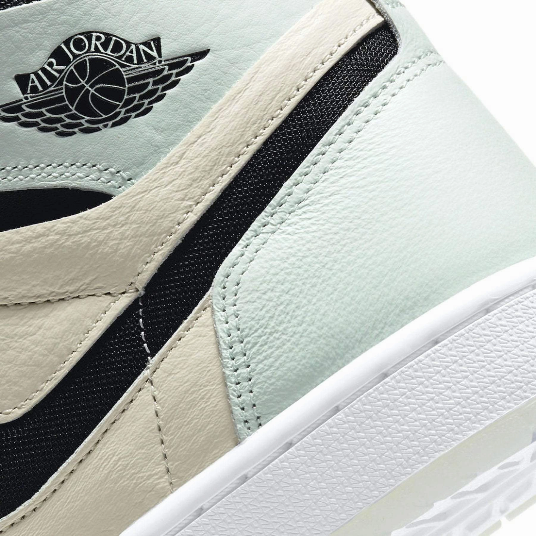 Air Jordan 1 High Zoom Comfort Wmns 'Easter' Air Jordan 1 High OG shoes