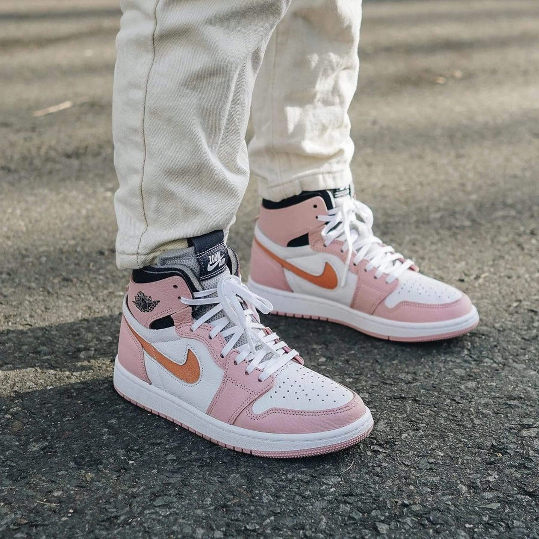 Air Jordan 1 High Zoom Wmns 'Pink Glaze' Air Jordan 1 High OG shoes
