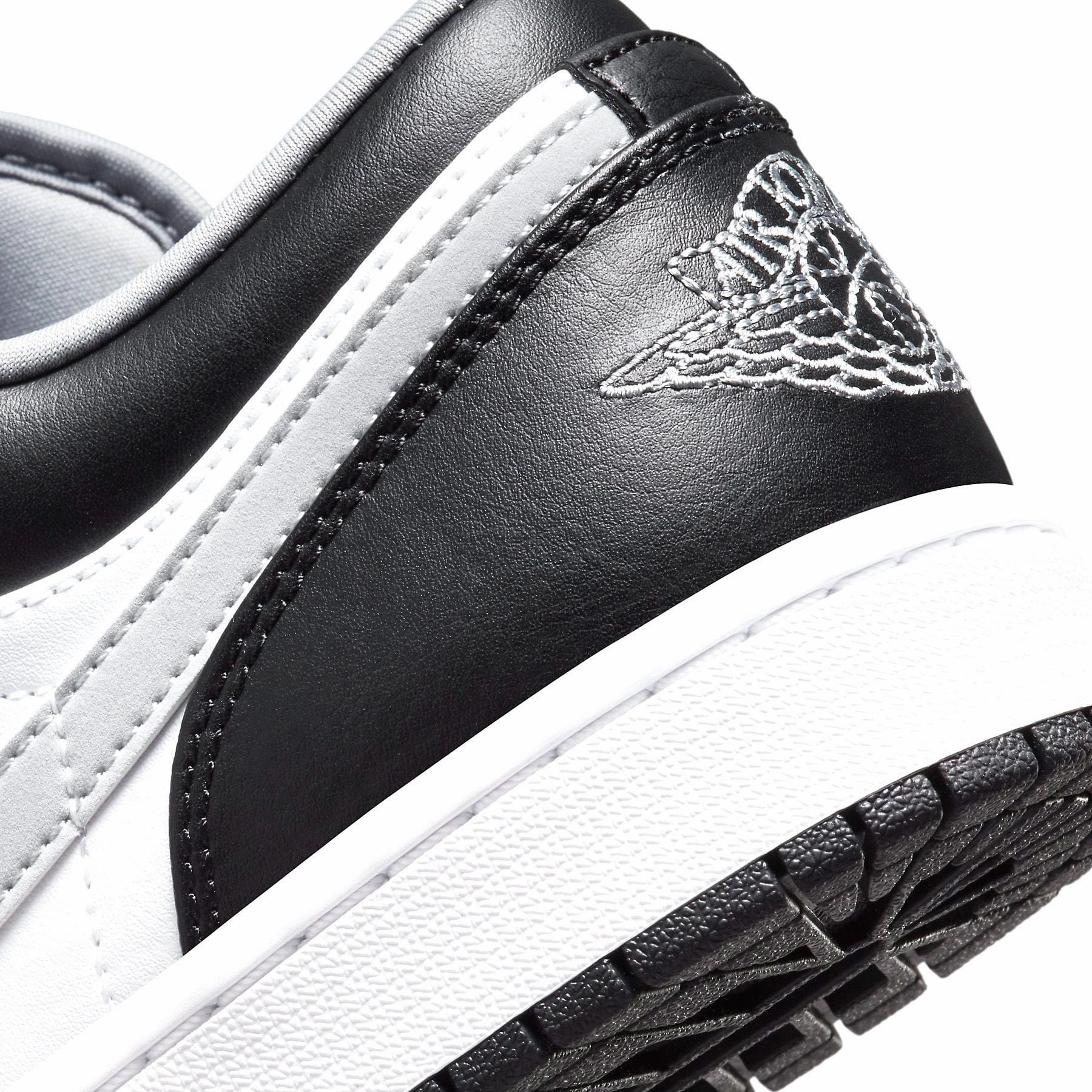 Air Jordan 1 Low 'Black Medium Grey' Air Jordan 1 Low lifestyle shoes