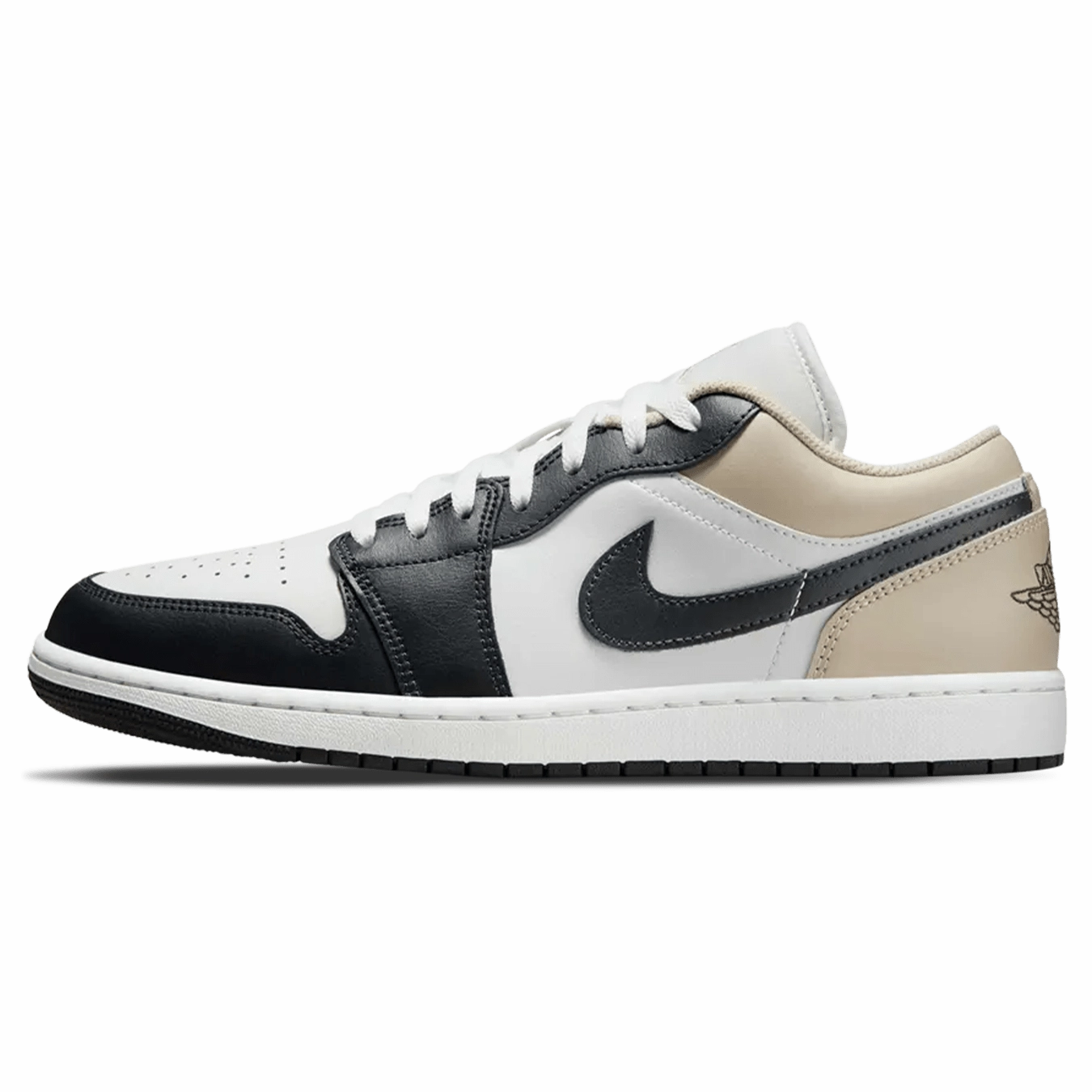 Air Jordan 1 Low 'Black Toe Rattan' Air Jordan 1 Low sneakers perfect for casual outfits