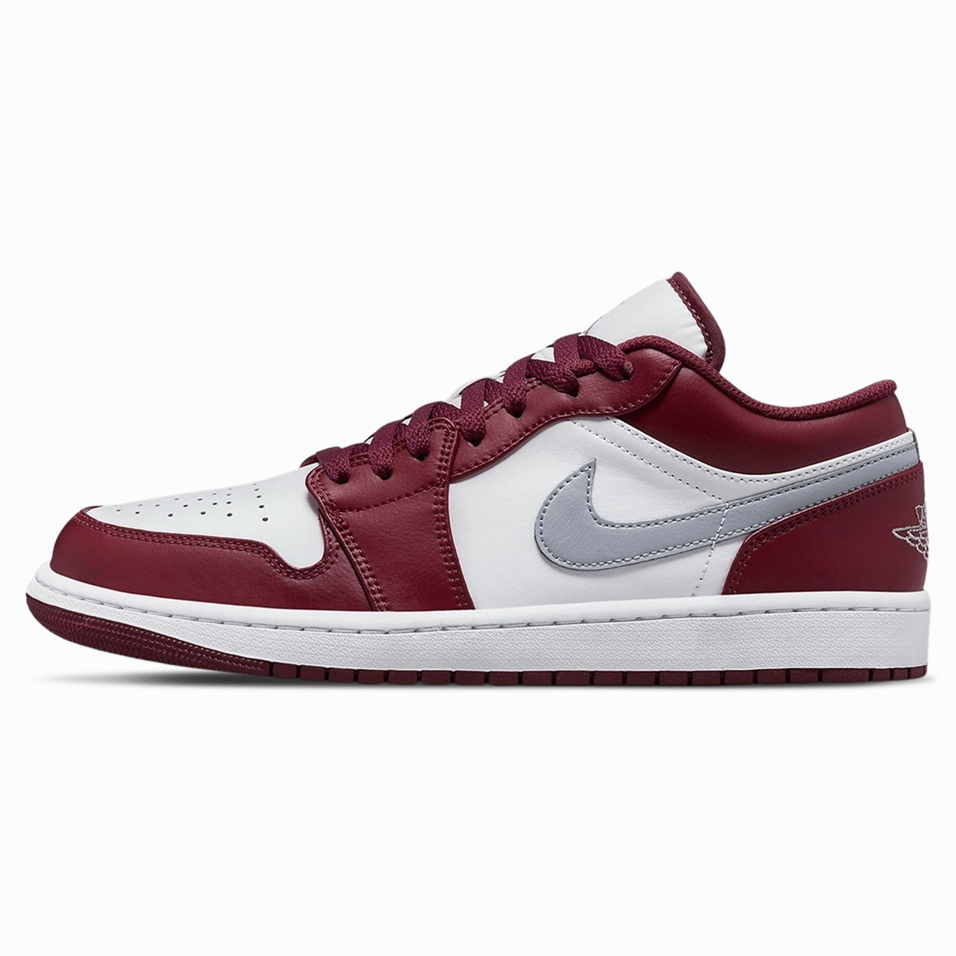 Air Jordan 1 Low 'Cherrywood Red' Air Jordan 1 Low sneakers perfect for casual outfits