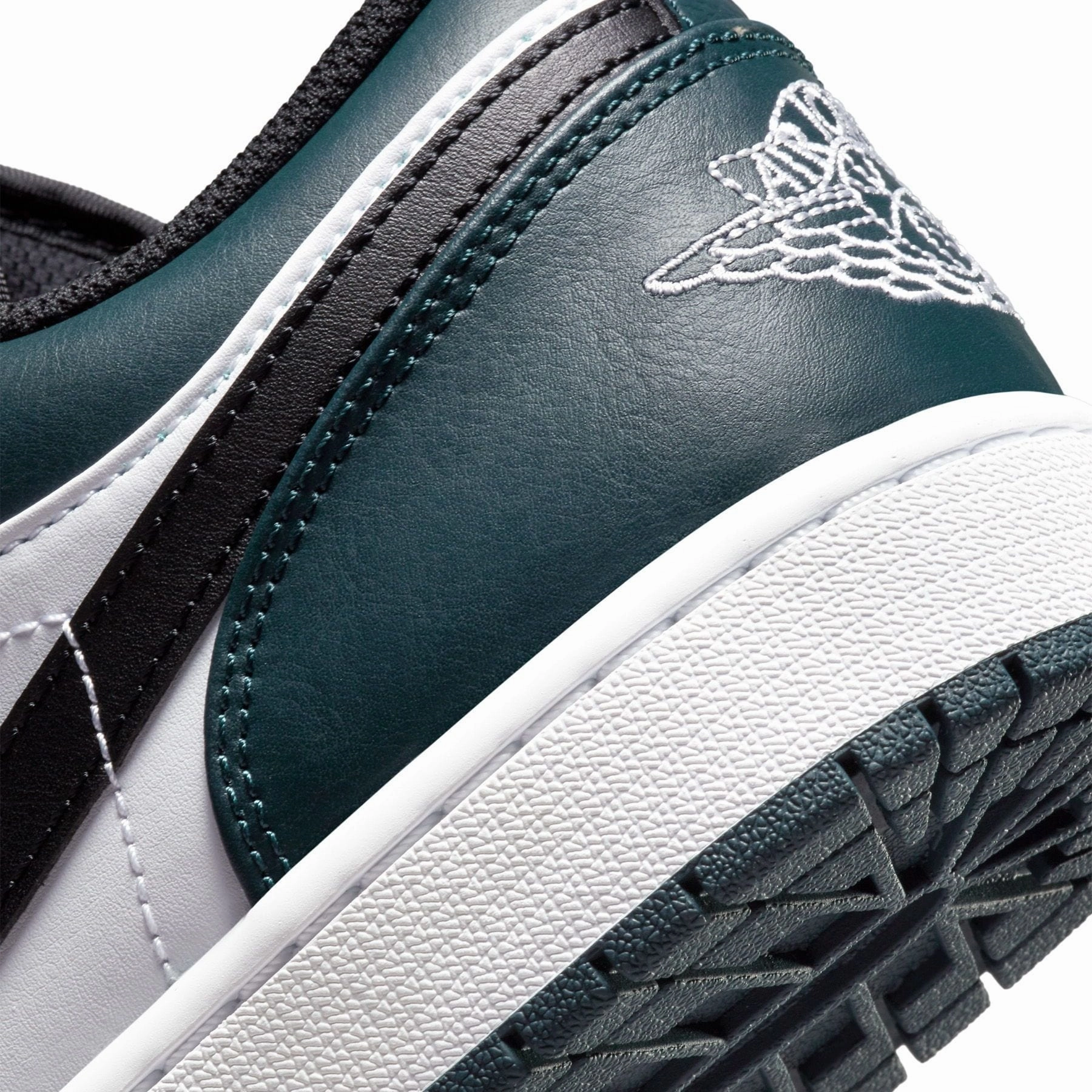 Air Jordan 1 Low 'Dark Teal' Air Jordan 1 Low lifestyle shoes