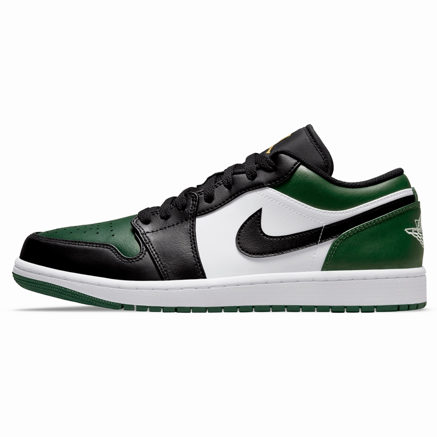 Air Jordan 1 Low 'Green Toe' Air Jordan 1 Low sneakers perfect for casual outfits