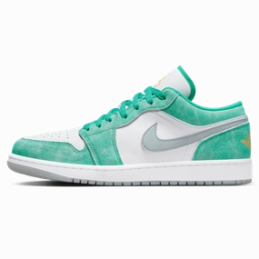 Air Jordan 1 Low 'New Emerald' Air Jordan 1 Low sneakers perfect for casual outfits