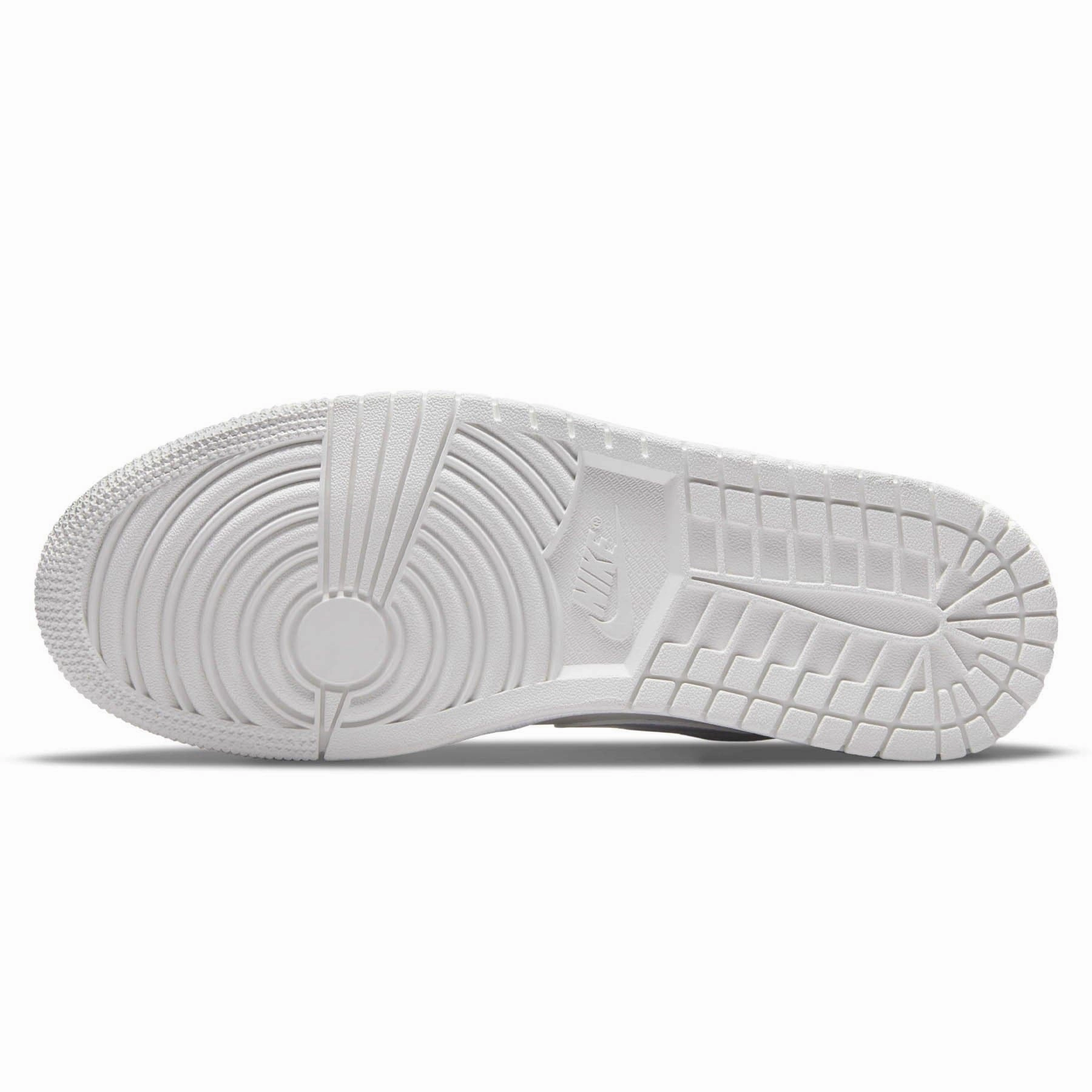 Air Jordan 1 Low 'To My First Coach' Air Jordan 1 vintage style sneakers