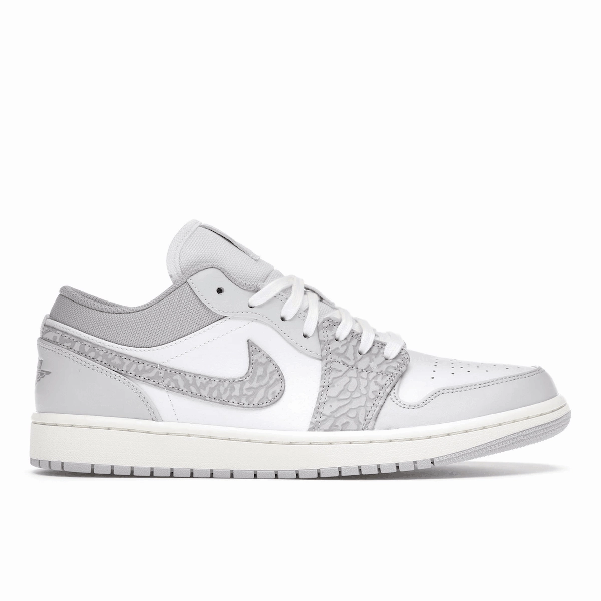 Air Jordan 1 Low Berlin Grey Air Jordan 1 Low shoes with sleek lifestyle appeal