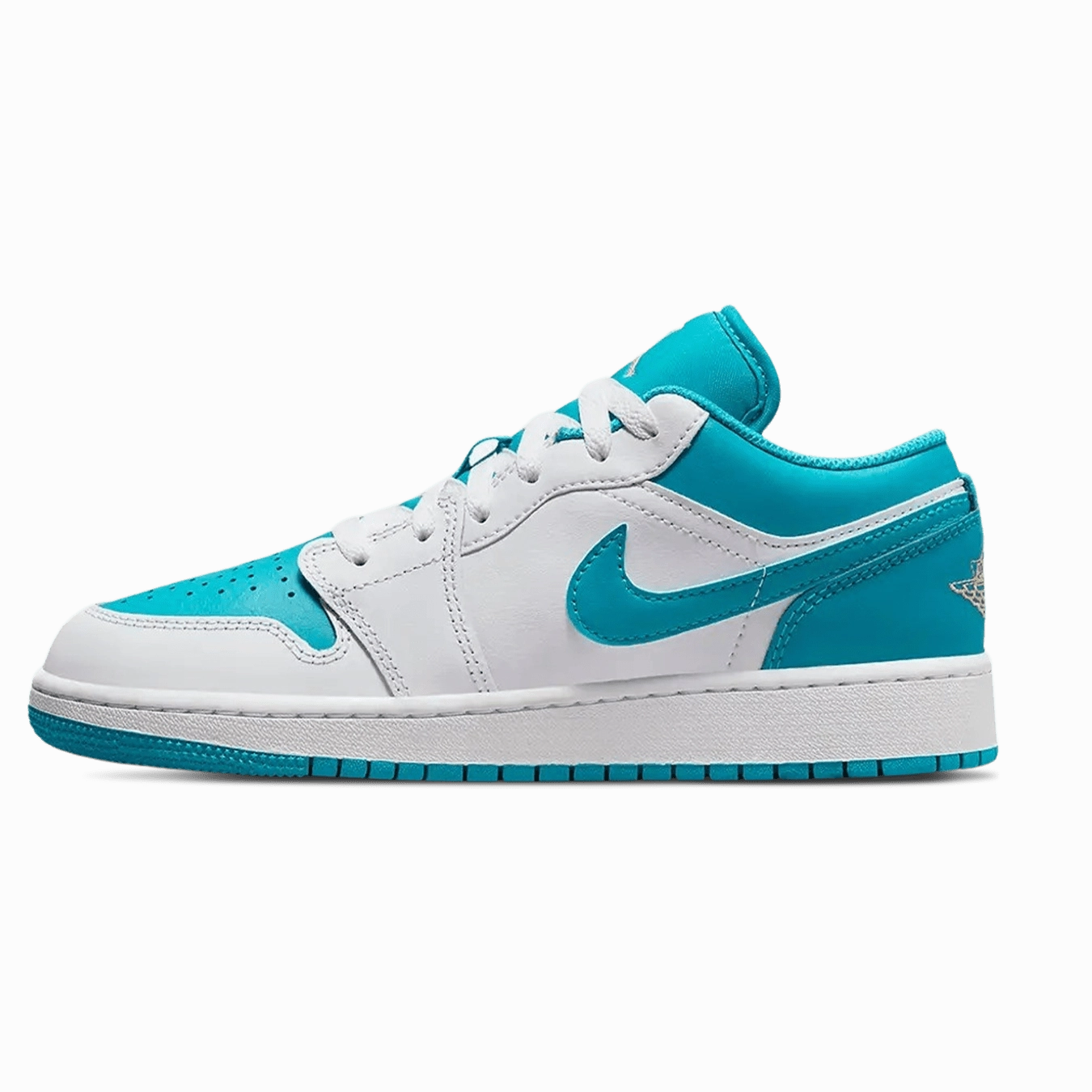 Air Jordan 1 Low GS 'Aquatone' Air Jordan 1 Low sneakers perfect for casual outfits