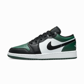 Air Jordan 1 Low GS 'Green Toe' Air Jordan 1 Low sneakers perfect for casual outfits
