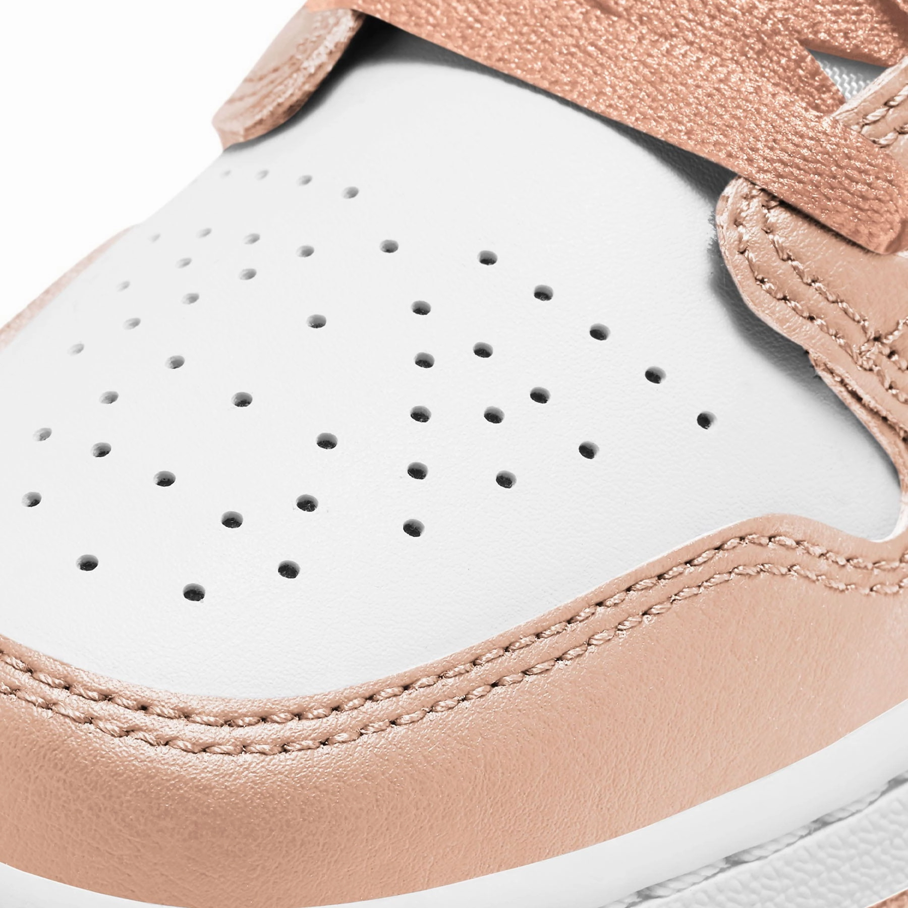 Air Jordan 1 Low GS 'Light Arctic Pink' 2021 Air Jordan 1 Low lifestyle shoes
