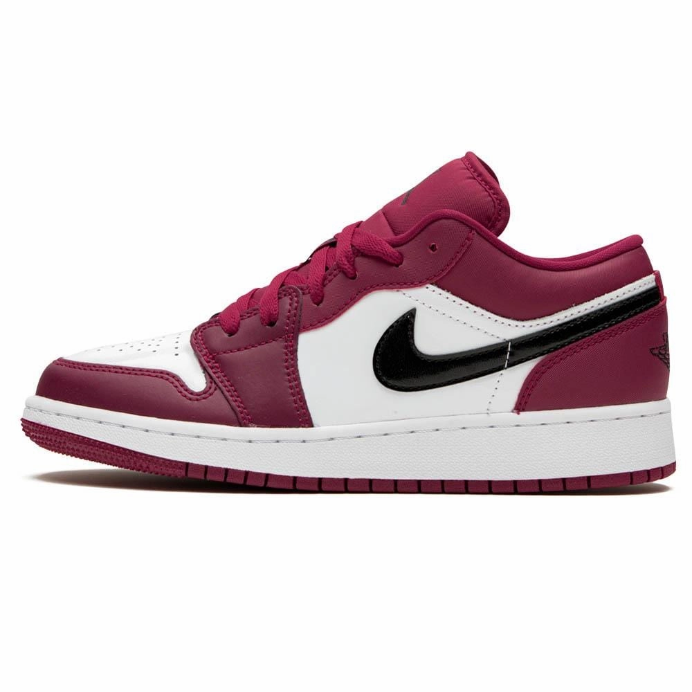 Air Jordan 1 Low GS 'Noble Red' Air Jordan 1 Low sneakers perfect for casual outfits
