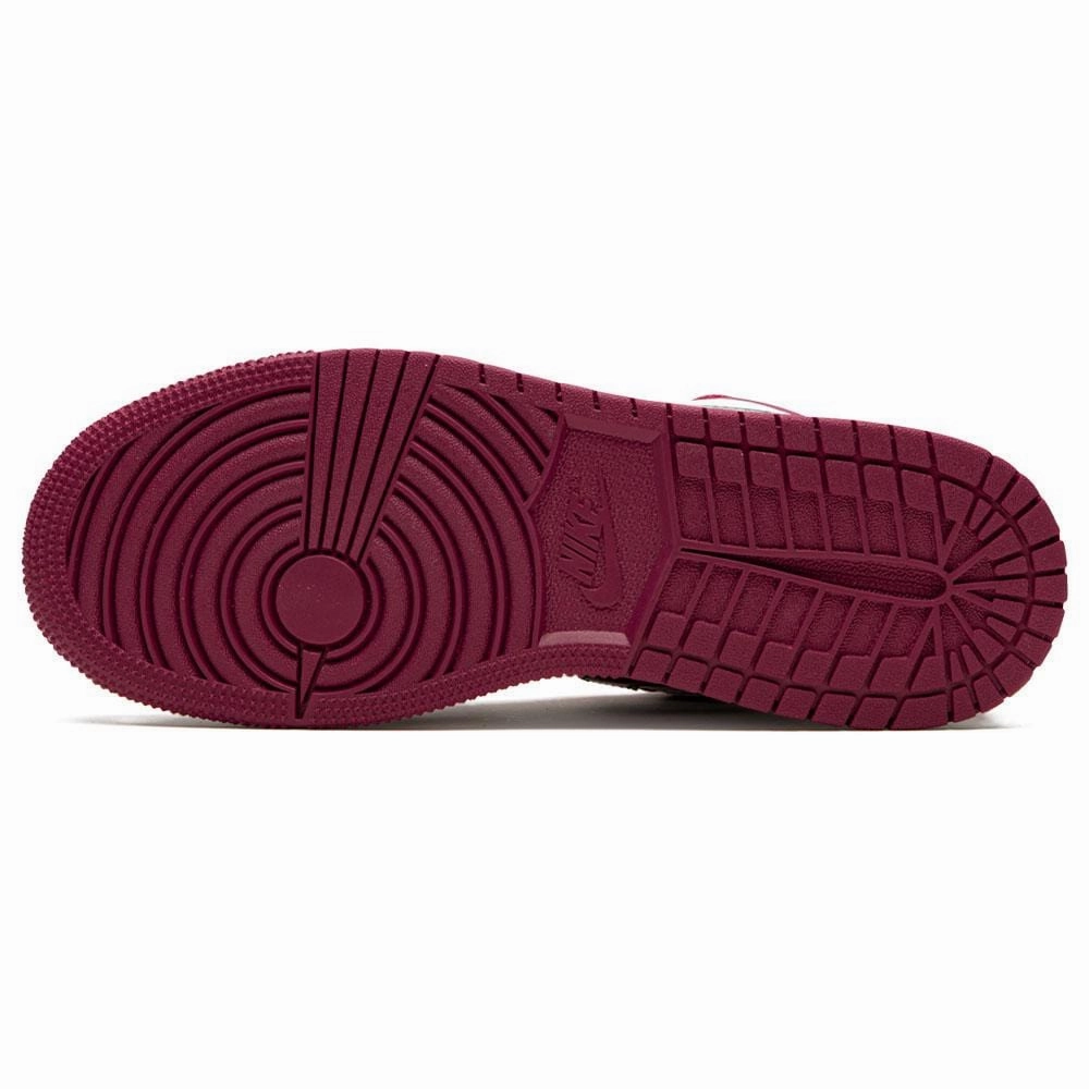 Air Jordan 1 Low GS 'Noble Red' Air Jordan 1 Low lifestyle shoes
