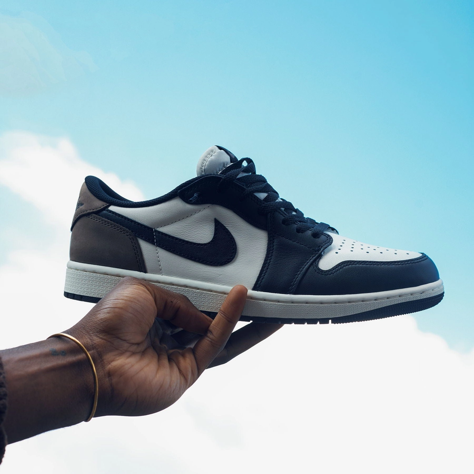 Air Jordan 1 Low OG 'Mocha' Air Jordan 1 Low lifestyle shoes