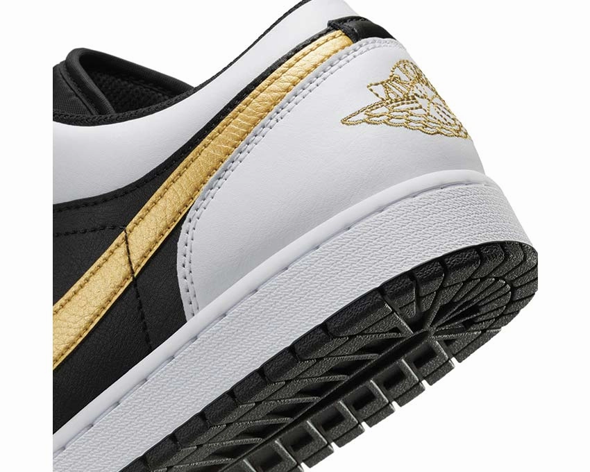 Air Jordan 1 Low "Metallic Gold" Mens court performance shoes