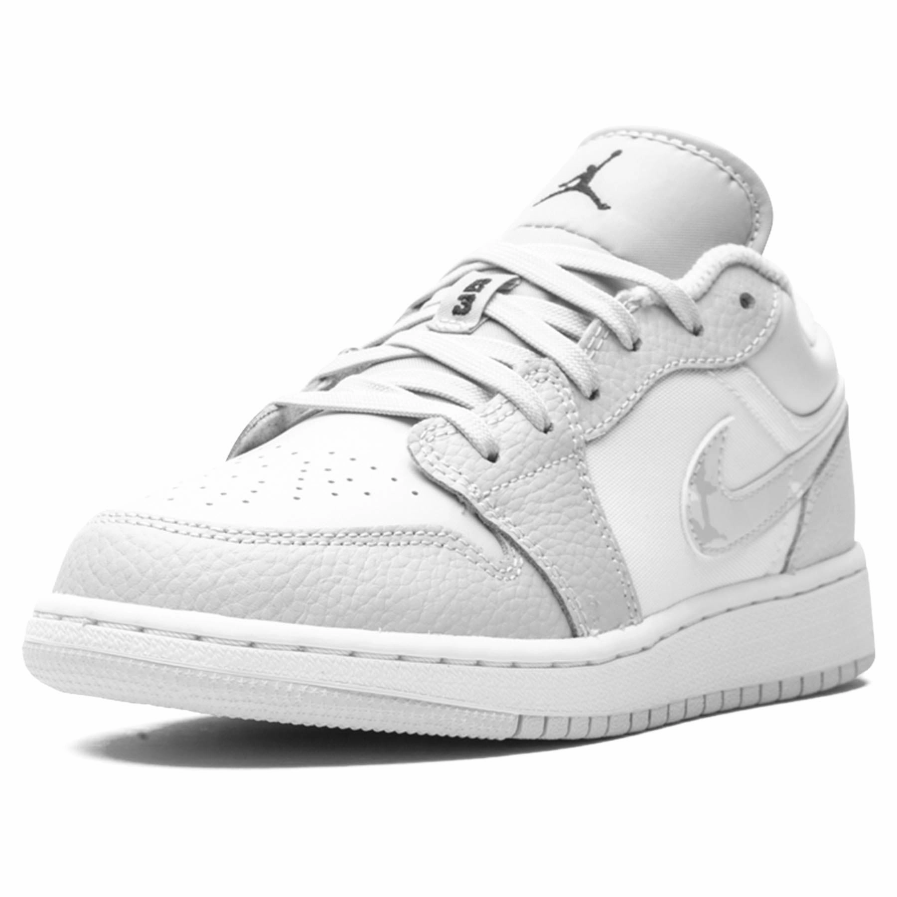 Air Jordan 1 Low SE GS 'White Camo' Air Jordan 1 Low lifestyle shoes