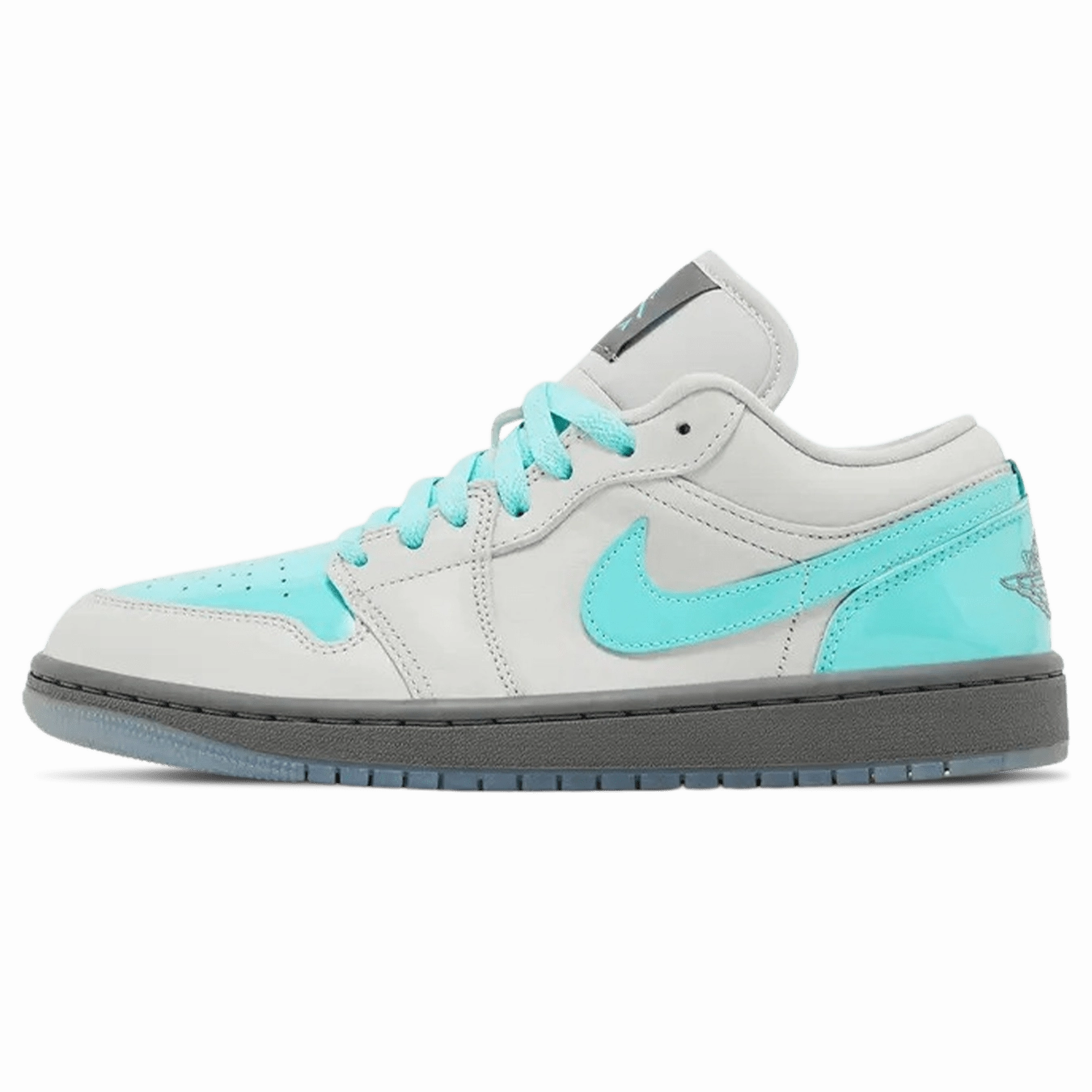 Air Jordan 1 Low SE Wmns 'Polaroid' Air Jordan 1 Low sneakers perfect for casual outfits