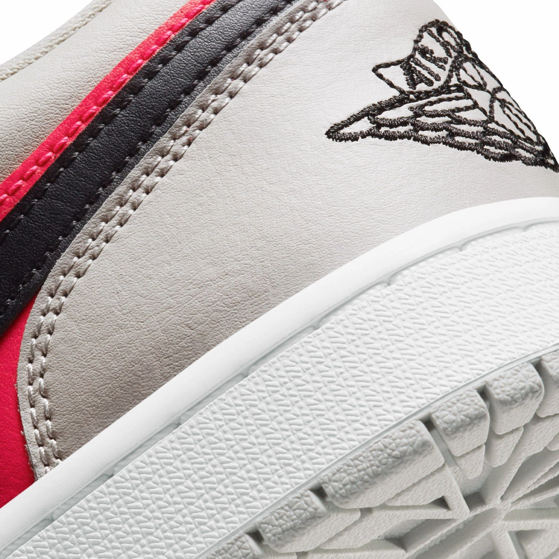Air Jordan 1 Low Wmns 'Light Iron Ore Siren Red' Air Jordan 1 Low lifestyle shoes