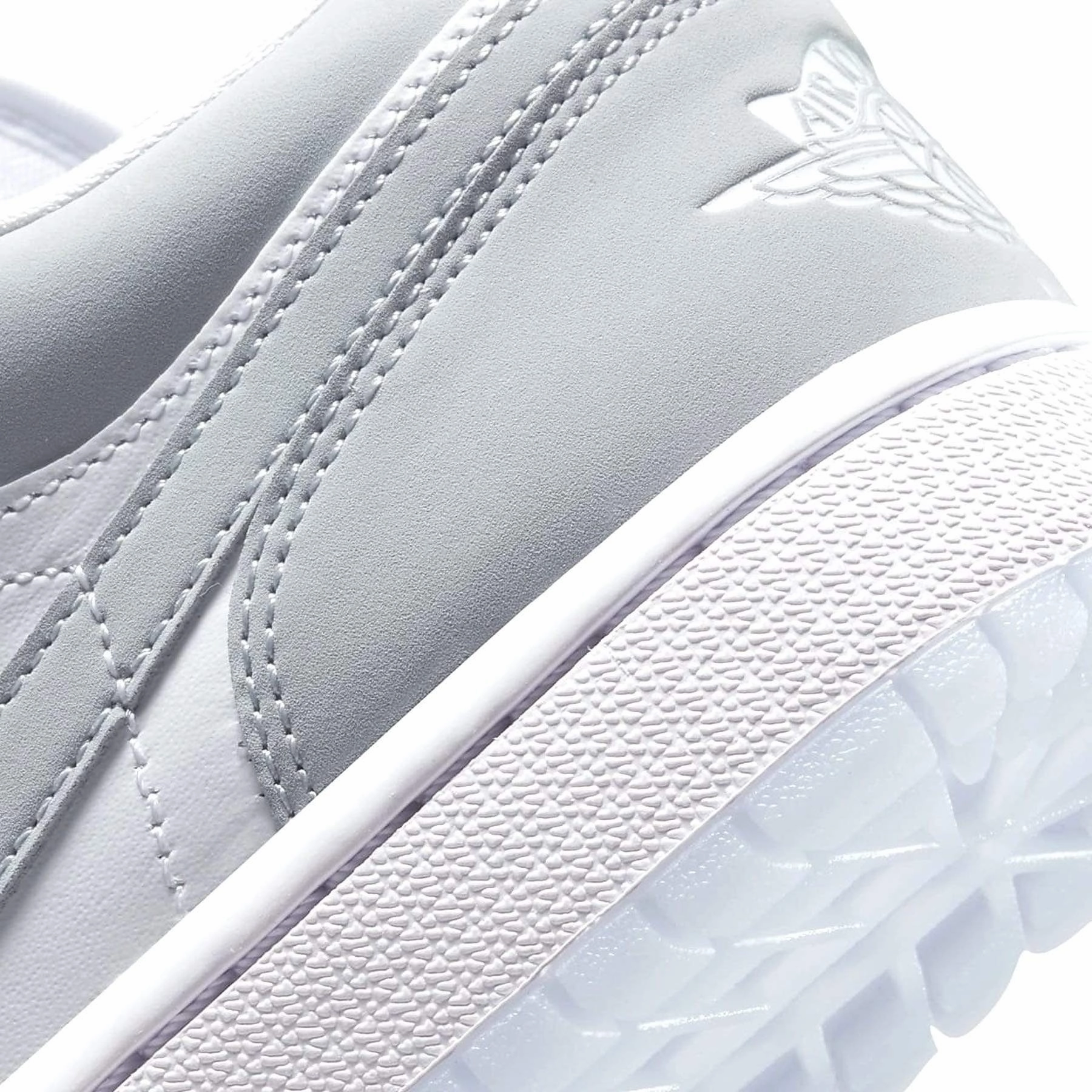 Air Jordan 1 Low Wmns 'White Wolf Grey' Air Jordan 1 Low lifestyle shoes