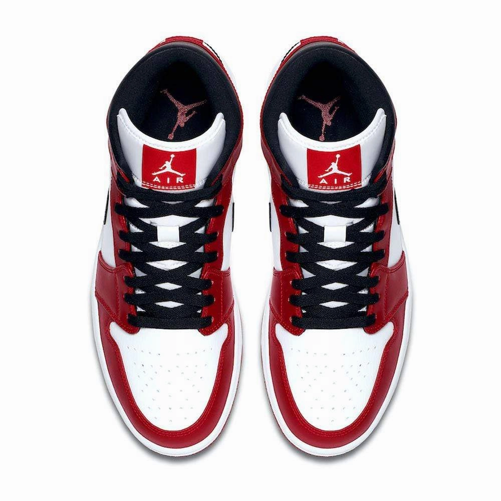Air Jordan 1 Mid 'Chicago' 2020 Air Jordan 1 Mid streetwear shoes