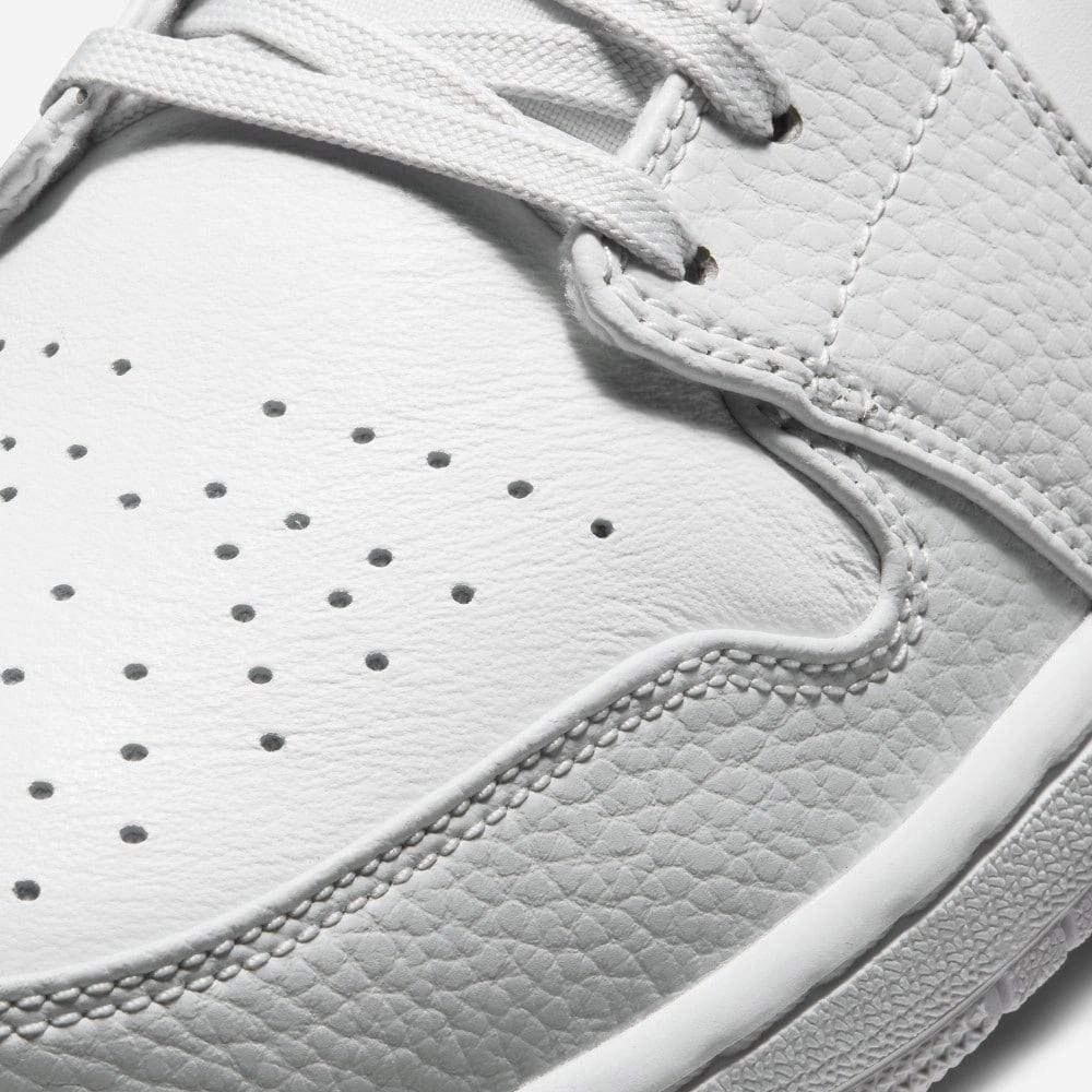 Air Jordan 1 Mid 'Swoosh Logo - Grey Camo' Air Jordan 1 Mid streetwear shoes