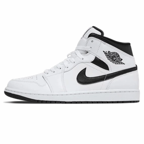 Air Jordan 1 Mid 'White Black' Air Jordan 1 Mid versatile shoes for daily wear