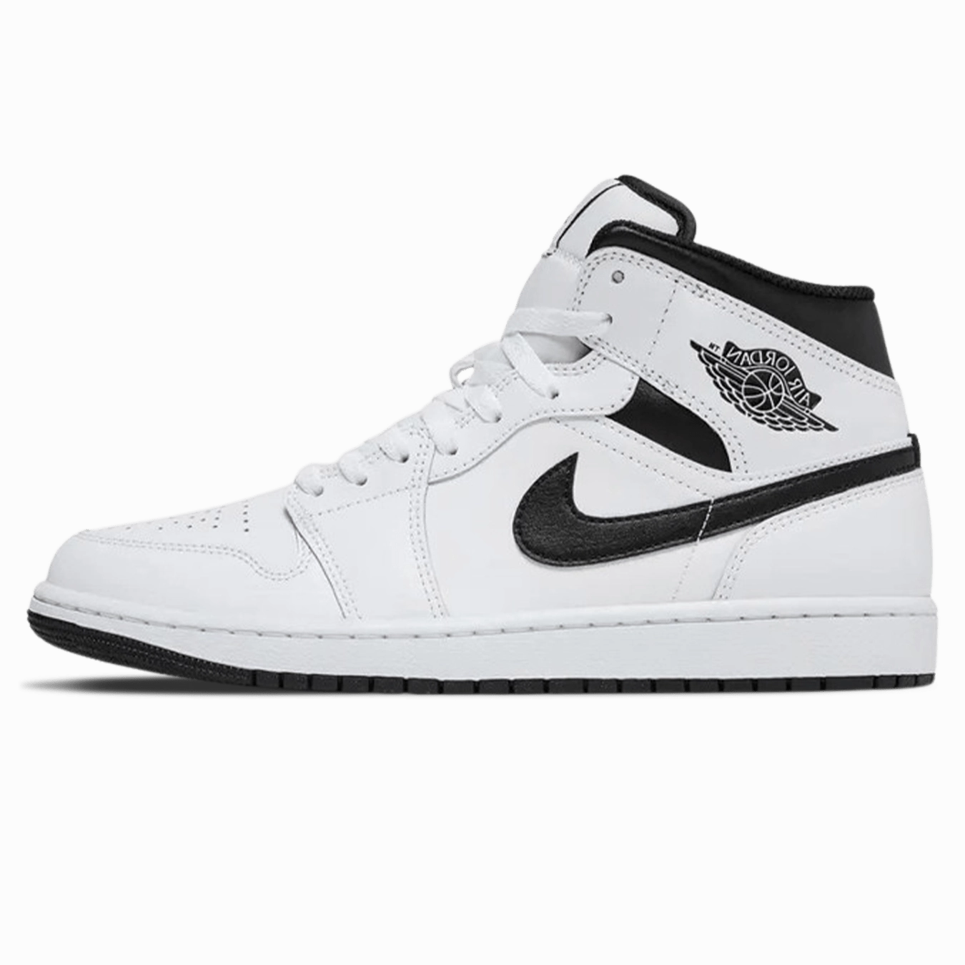 Air Jordan 1 Mid 'White Black' Air Jordan 1 Mid versatile shoes for daily wear