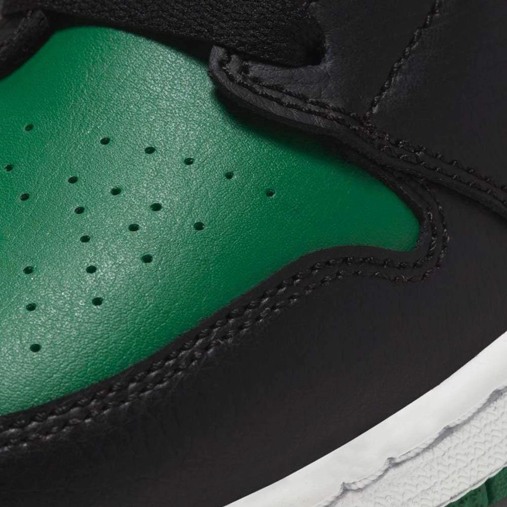 Air Jordan 1 Mid GS 'Black Pine Green' Air Jordan 1 Mid streetwear shoes