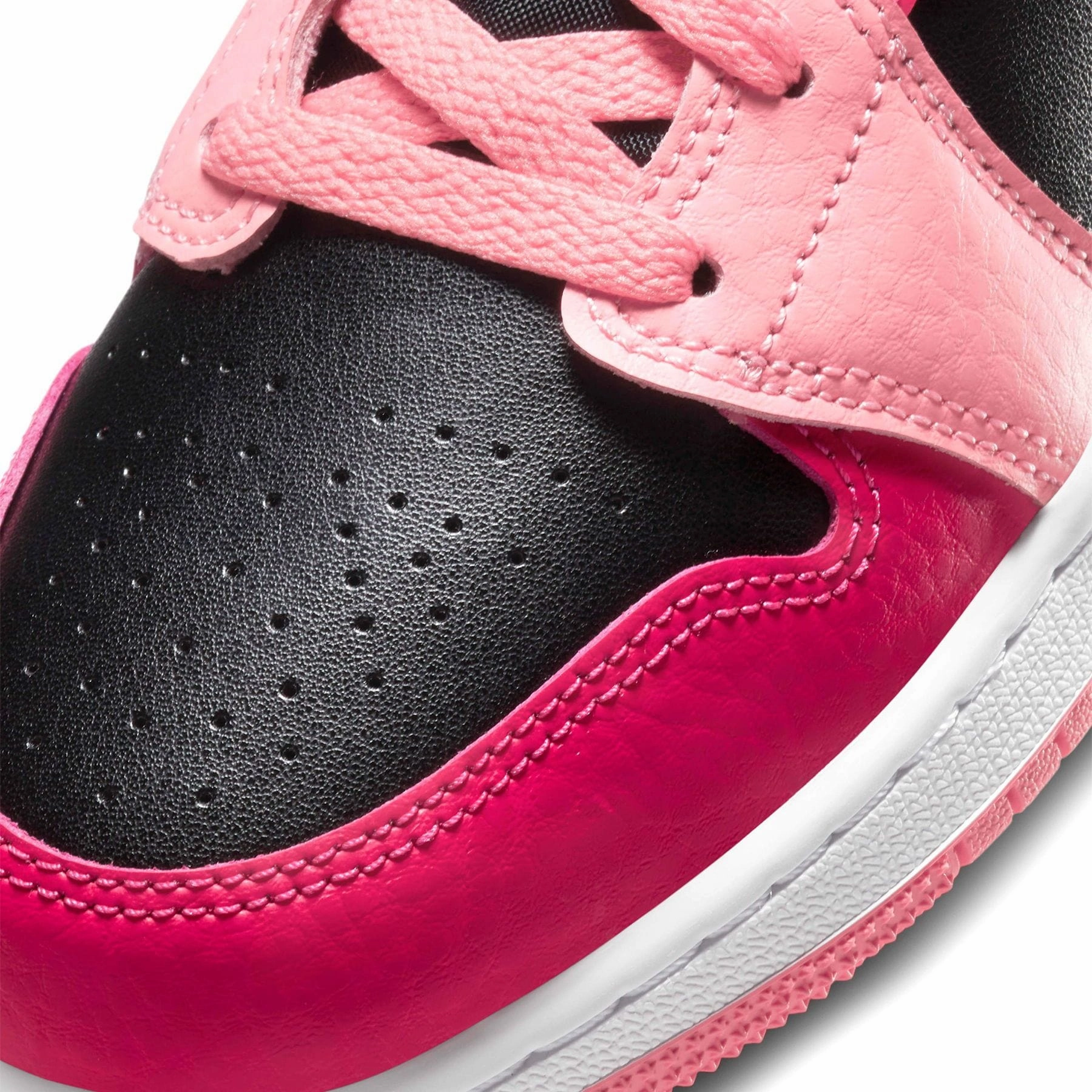 Air Jordan 1 Mid GS 'Coral Chalk' Air Jordan 1 Mid streetwear shoes