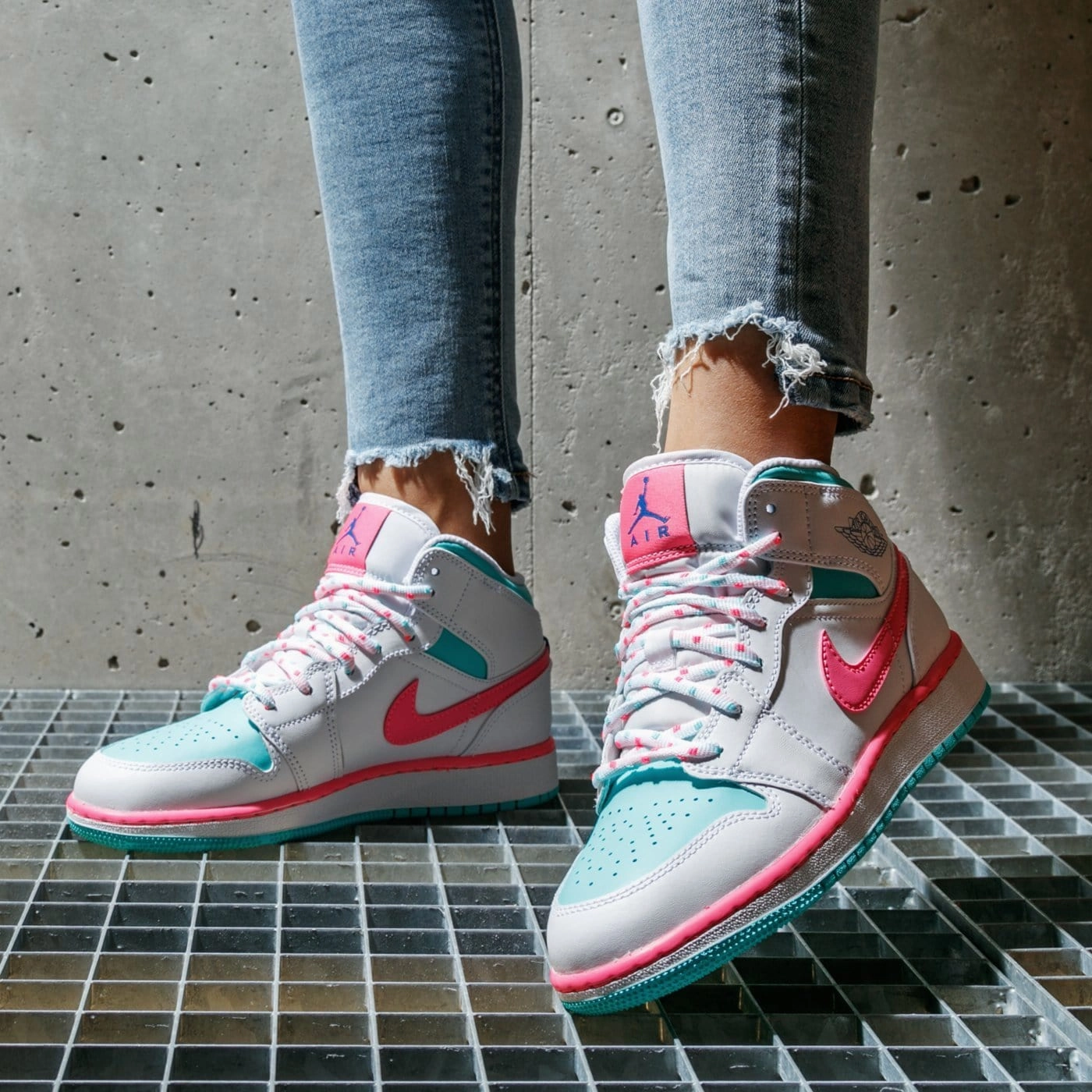 Air Jordan 1 Mid GS 'Digital Pink' Air Jordan 1 Mid streetwear shoes